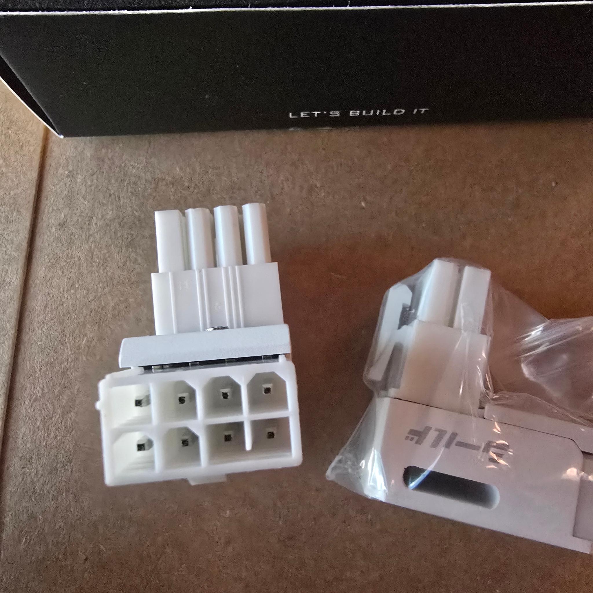 8-Pin PCIe GPU Power Adapter 90-Degree Angled Connector Aluminum White RVS 2 pack
