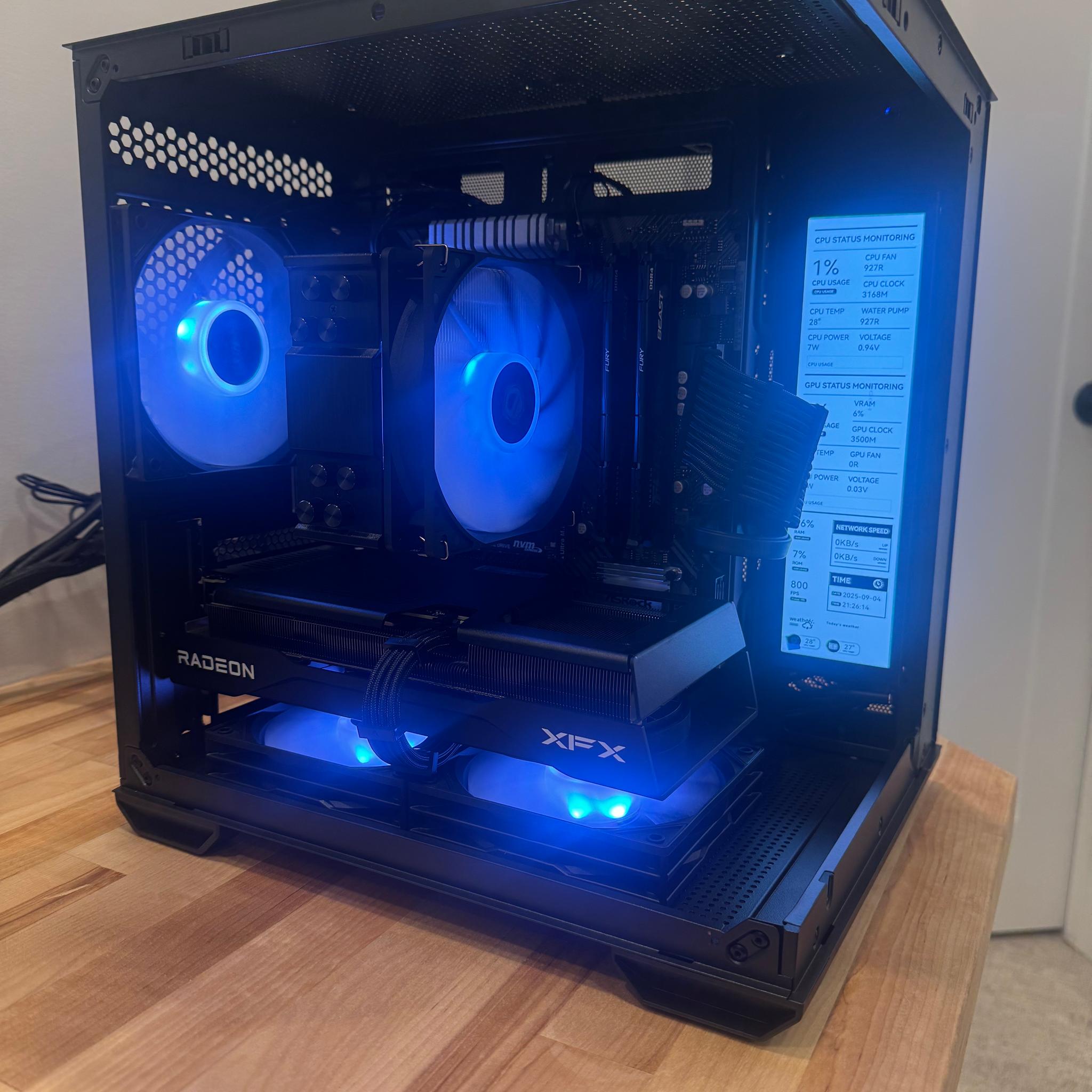 MUST-GO SALE! 9060XT⚫️Blackout⚫️PC