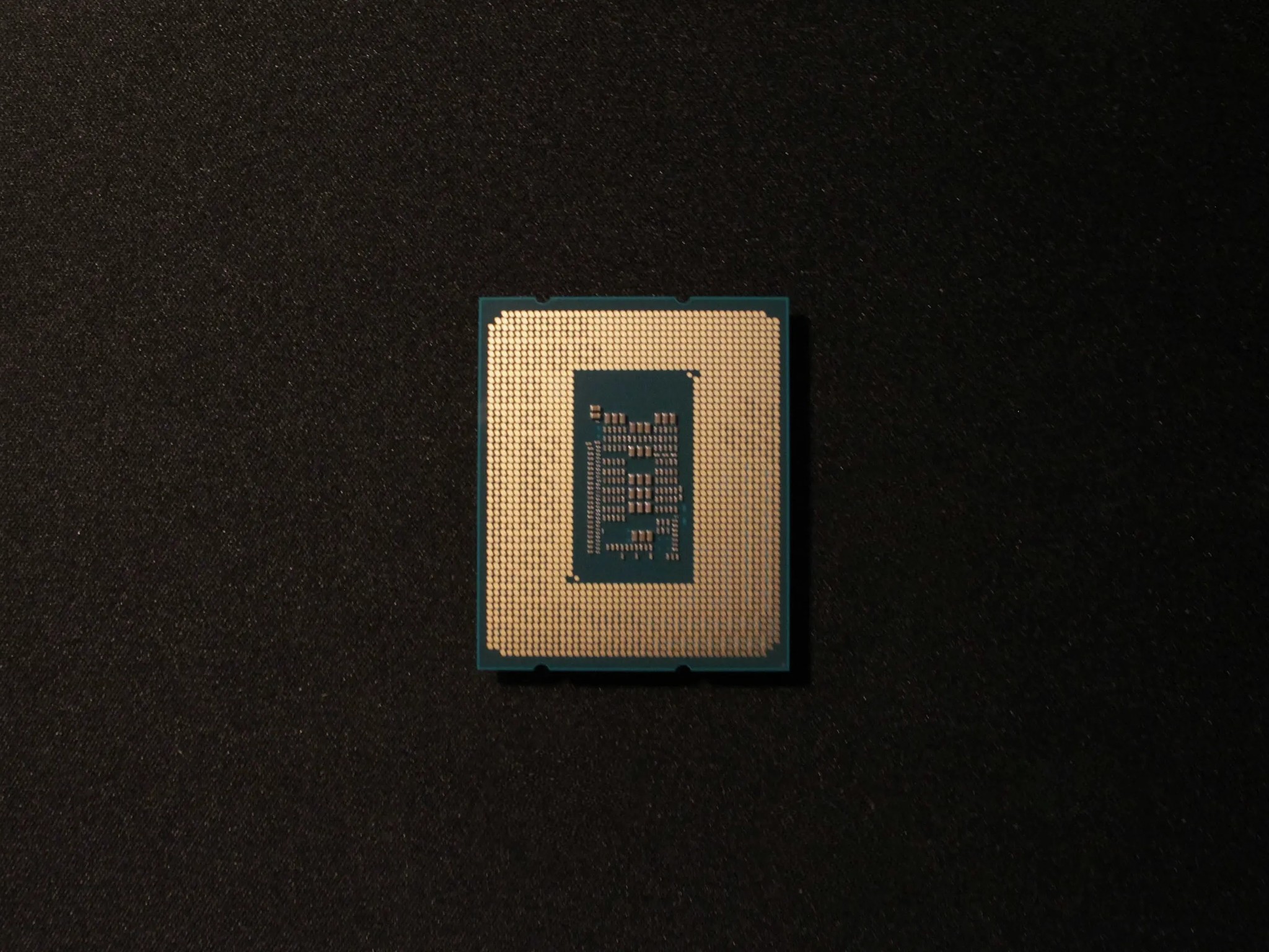 Intel Core i3-12100F CPU and Cooler