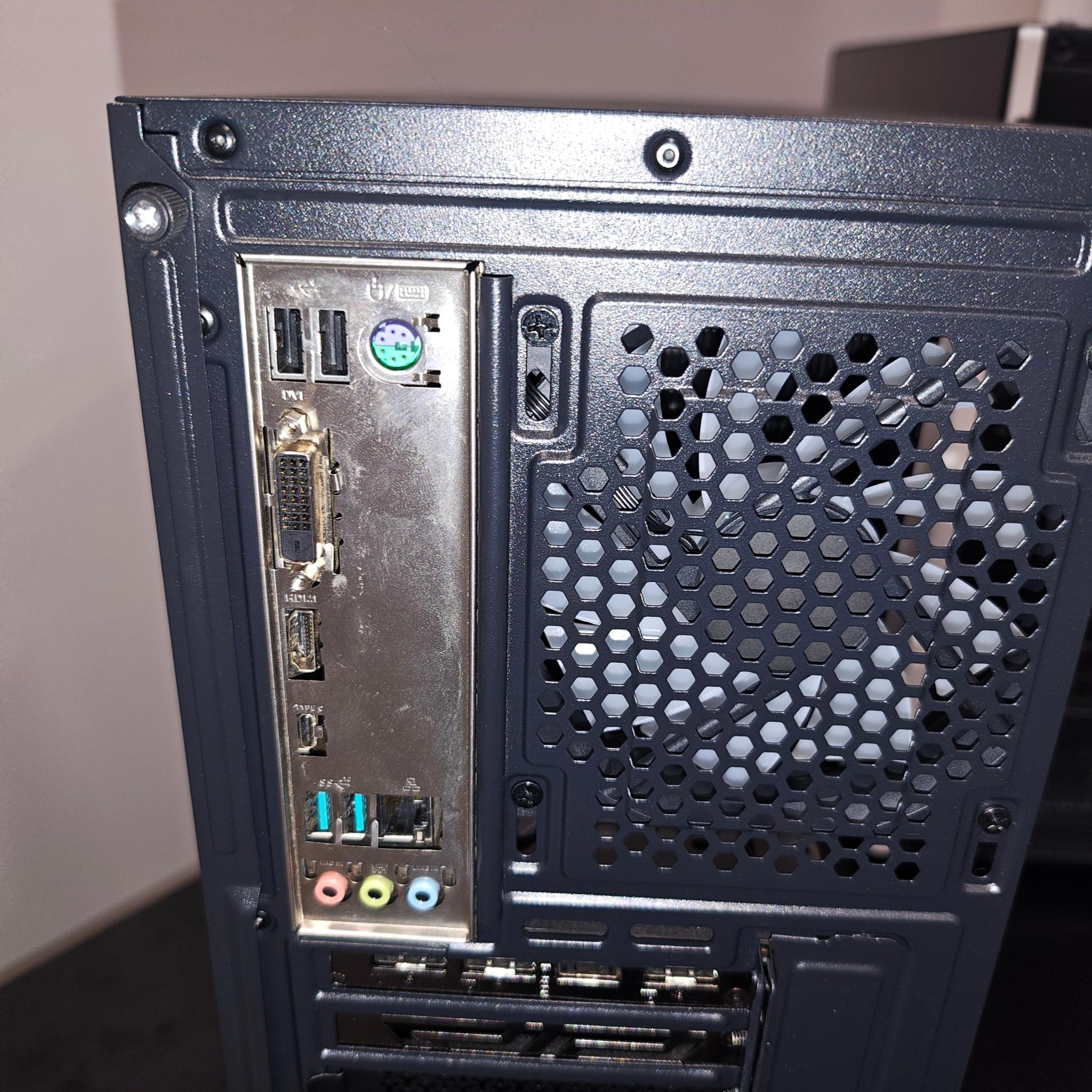 Budget Mid ranged 1080p/ 1440p gaming pc!