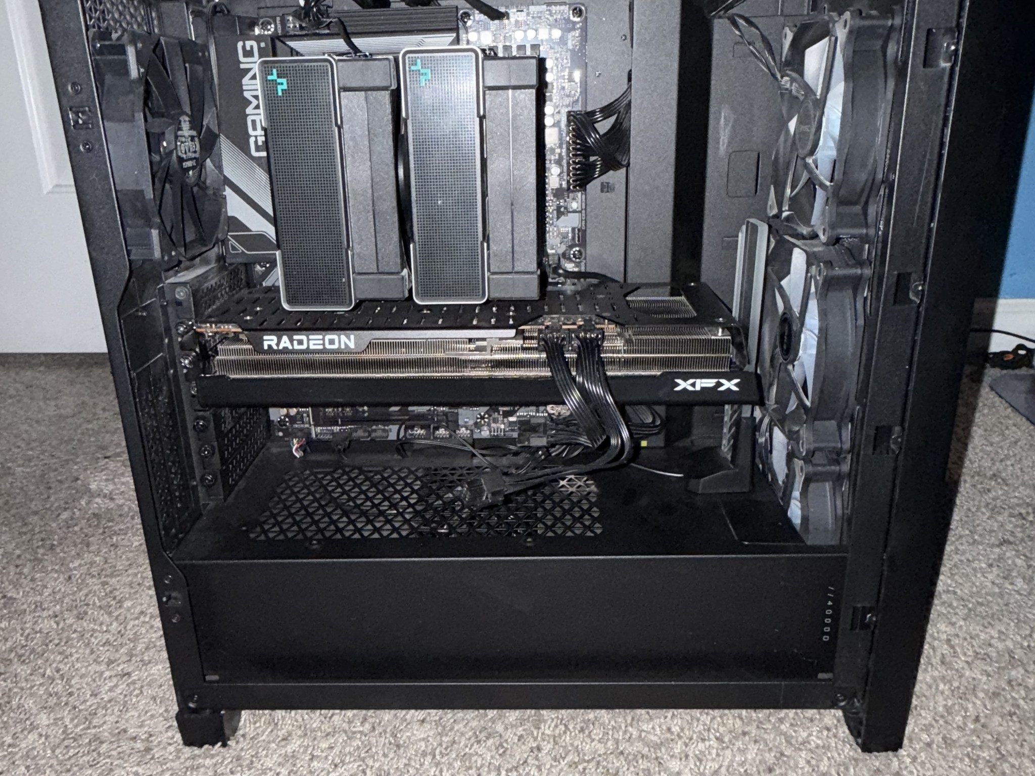 AMD Radeon 7800XT