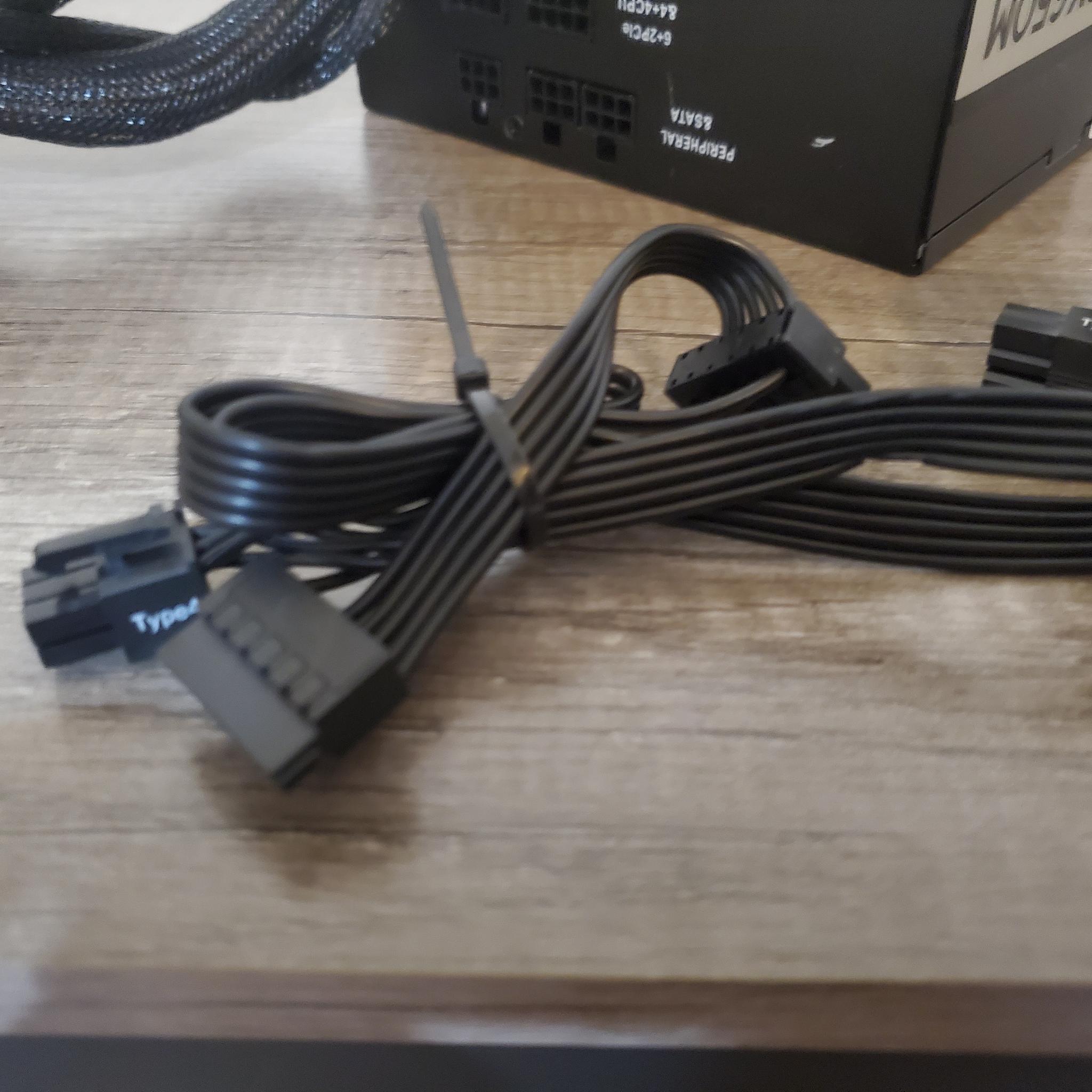 Corsair CX650M 80+ Bronze PSU w/ cables