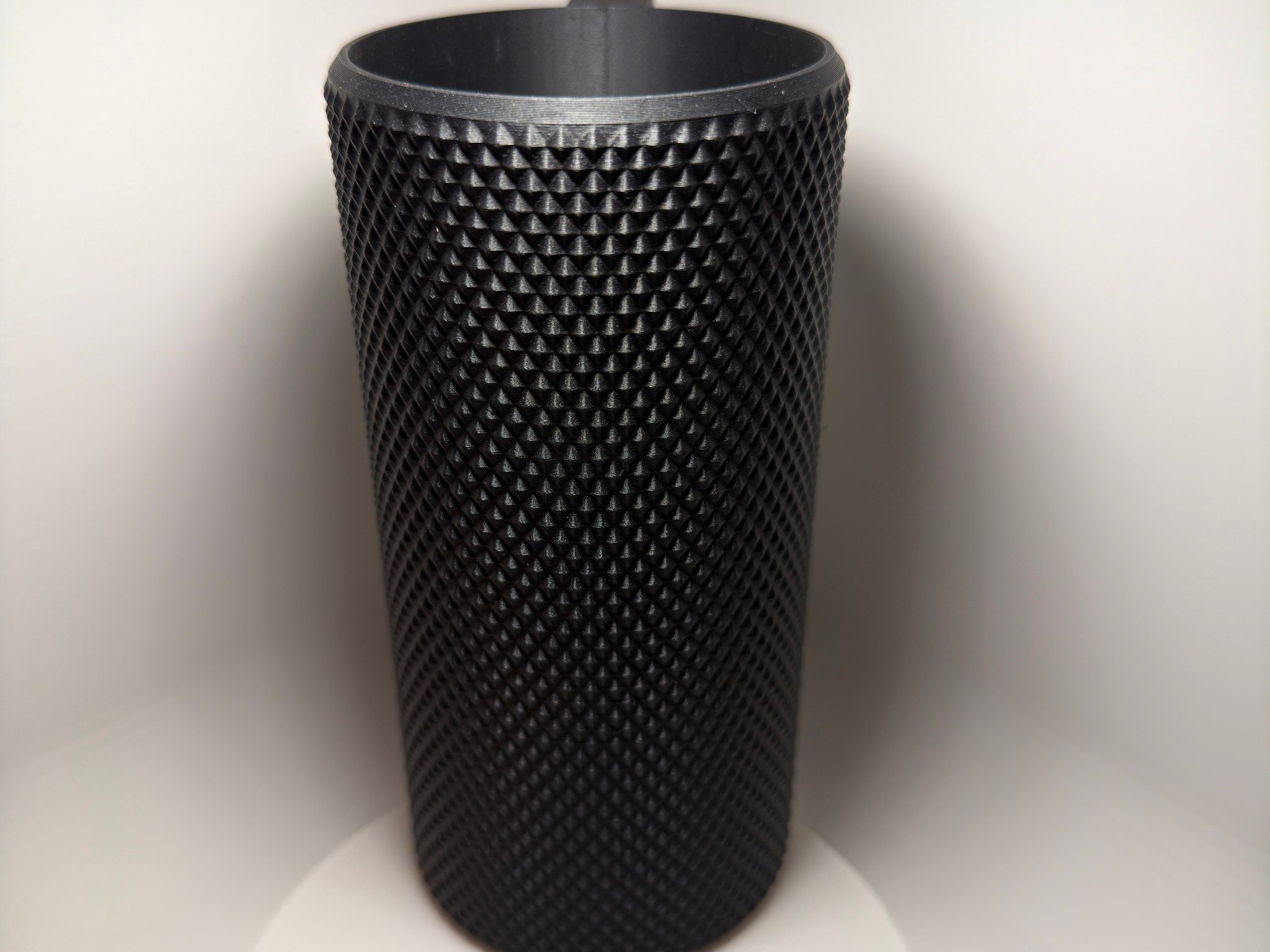 3D Printed 16oz Can Cozy with Ergonomic Handle | Textured Grip Gaming Drink Holder