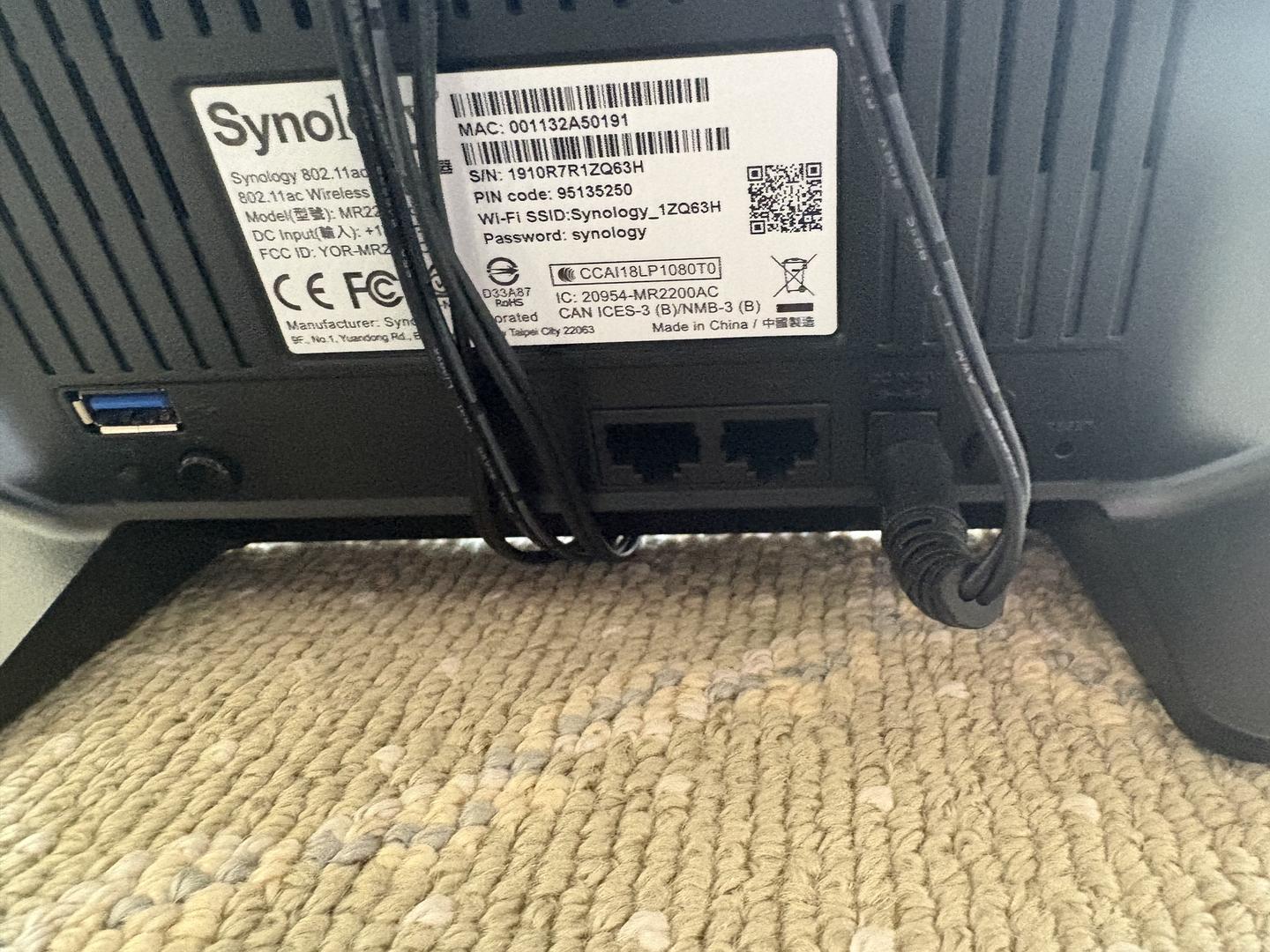 Synology RT2600ac & MR2200ac Mesh WiFi Routers