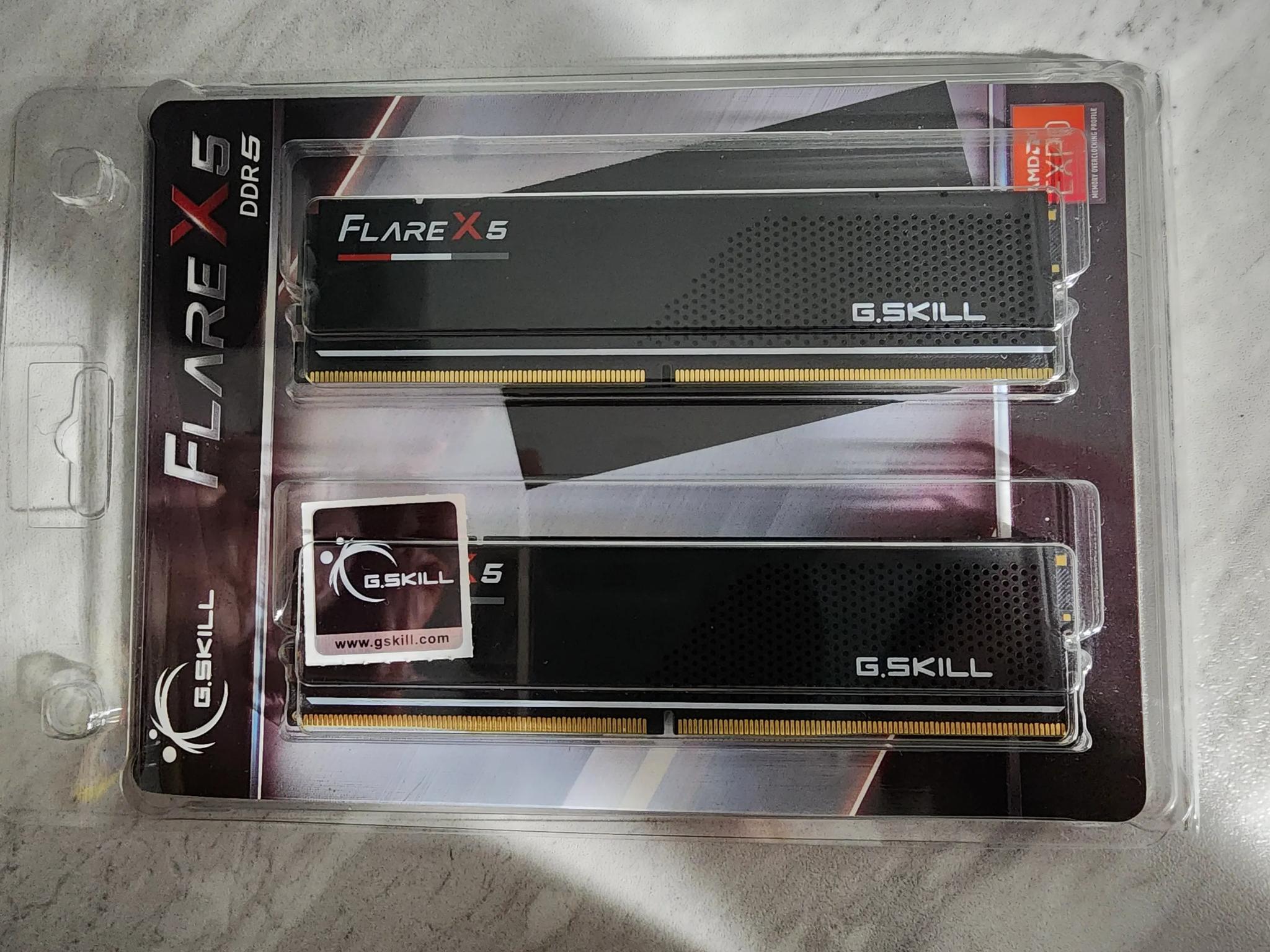 Gigabyte Auros B650 Elite AX Ice, ryzen 9700x, 32gb Gskill DDR5 6000 MHz combo