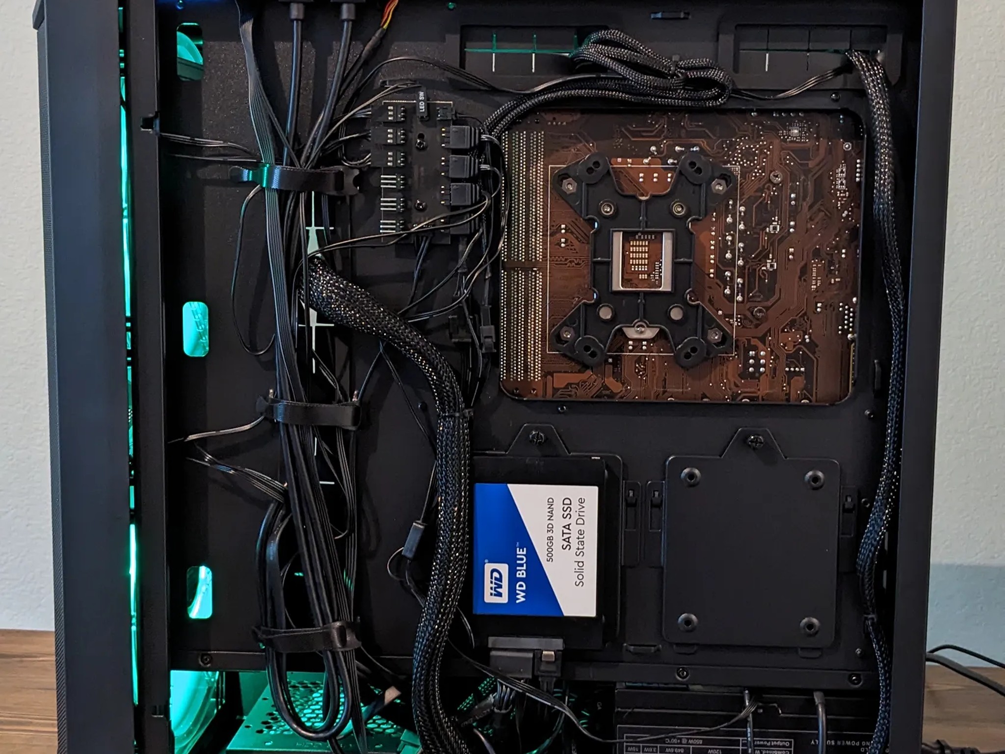 RGB Gaming PC | RTX 2080 | i7 9700K