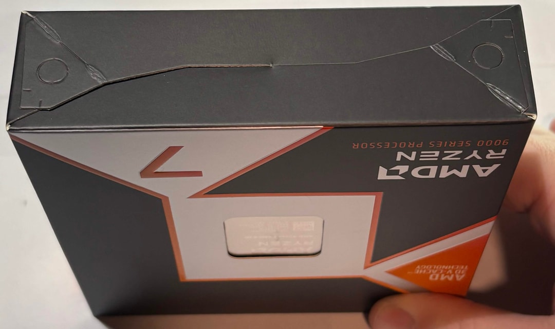 AMD Ryzen 7 9800X3D | Jawa