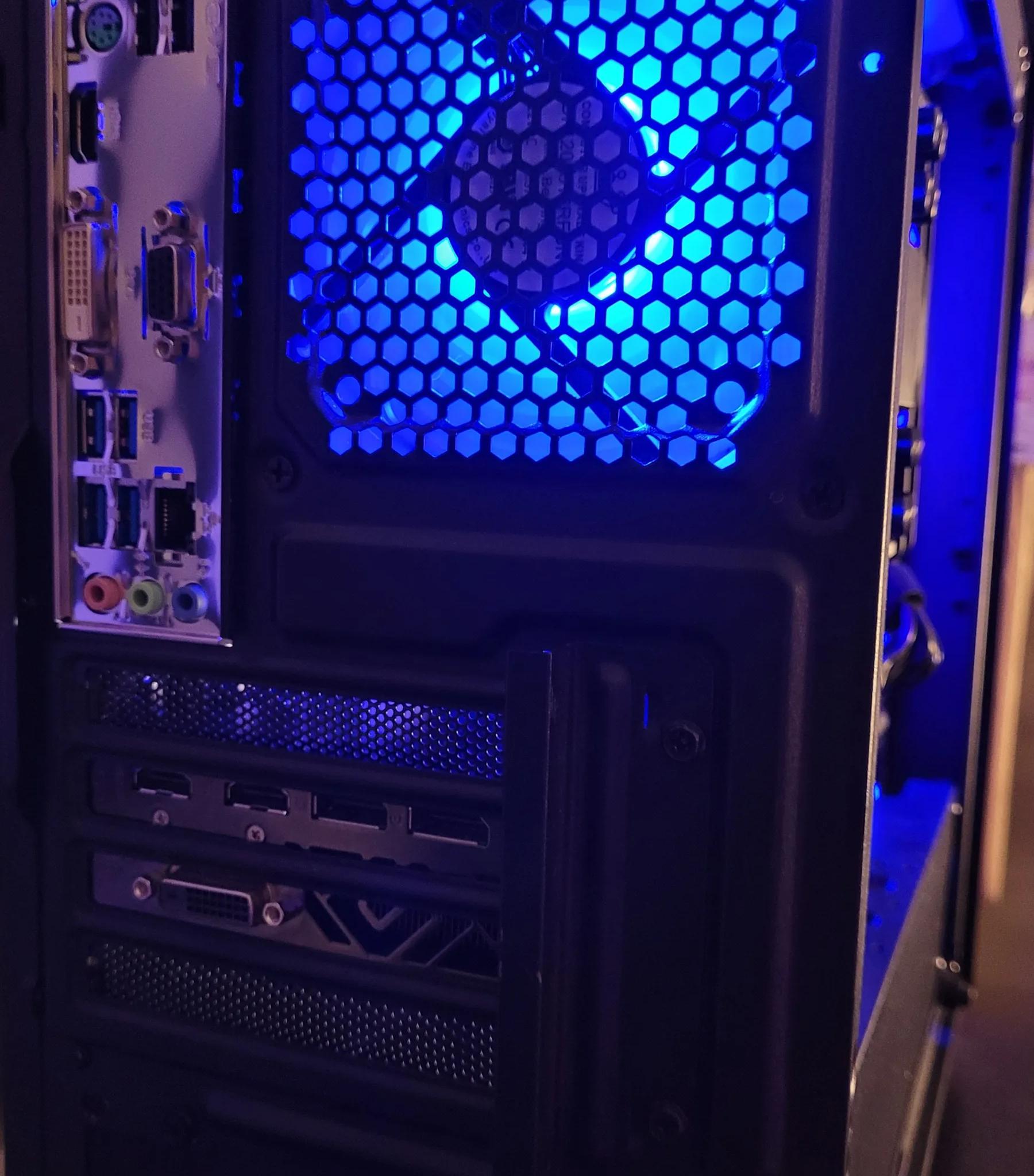ICE COLD! | AMD Ryzen 5 3600 & Radeon RX 590 Sapphire Nitro 8GB