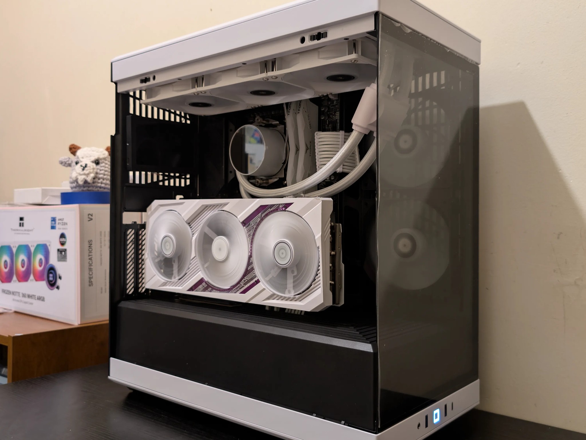 🔥🐼 1440p/4K Gaming Beast | RX 7900XT | Ryzen 9 7900X | 2TB SSD | 32GB RAM | WiFi 6 & Bluetooth 🐼🔥