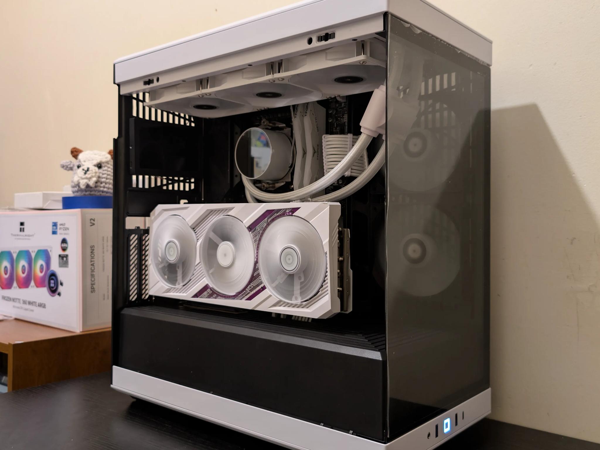 🔥🐼 1440p/4K Gaming Beast | RX 7900XT | Ryzen 9 7900X | 2TB SSD | 32GB RAM | WiFi 6 & Bluetooth 🐼🔥