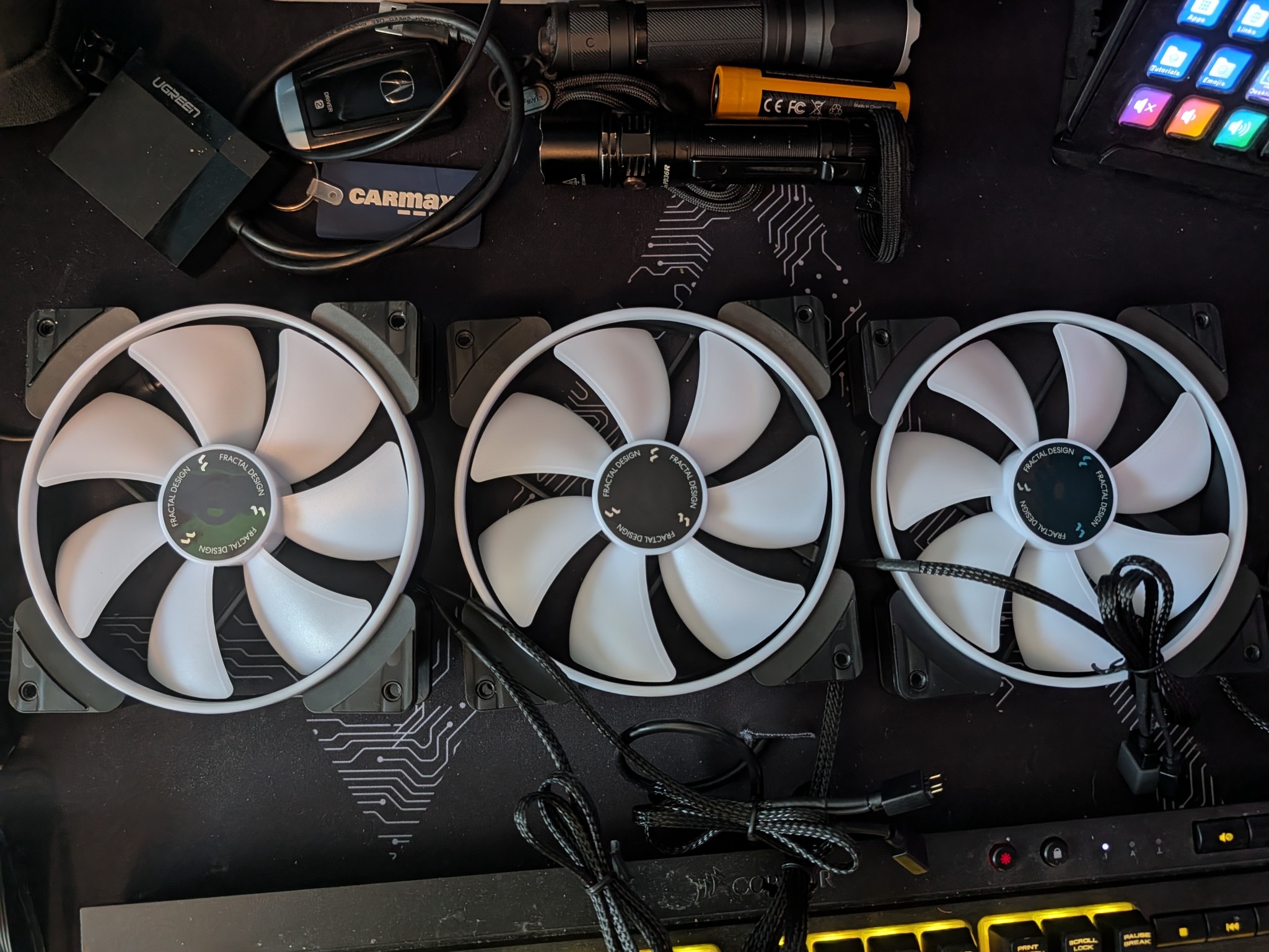 3 Fractal Prizma AL-14PWM Fans