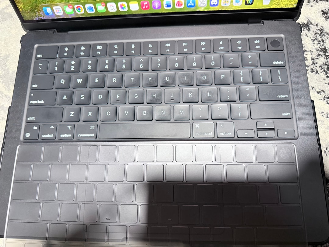 MacBook Pro M3 Pro - 18GB RAM - 512GB SSD - 14 inch - Black | Jawa