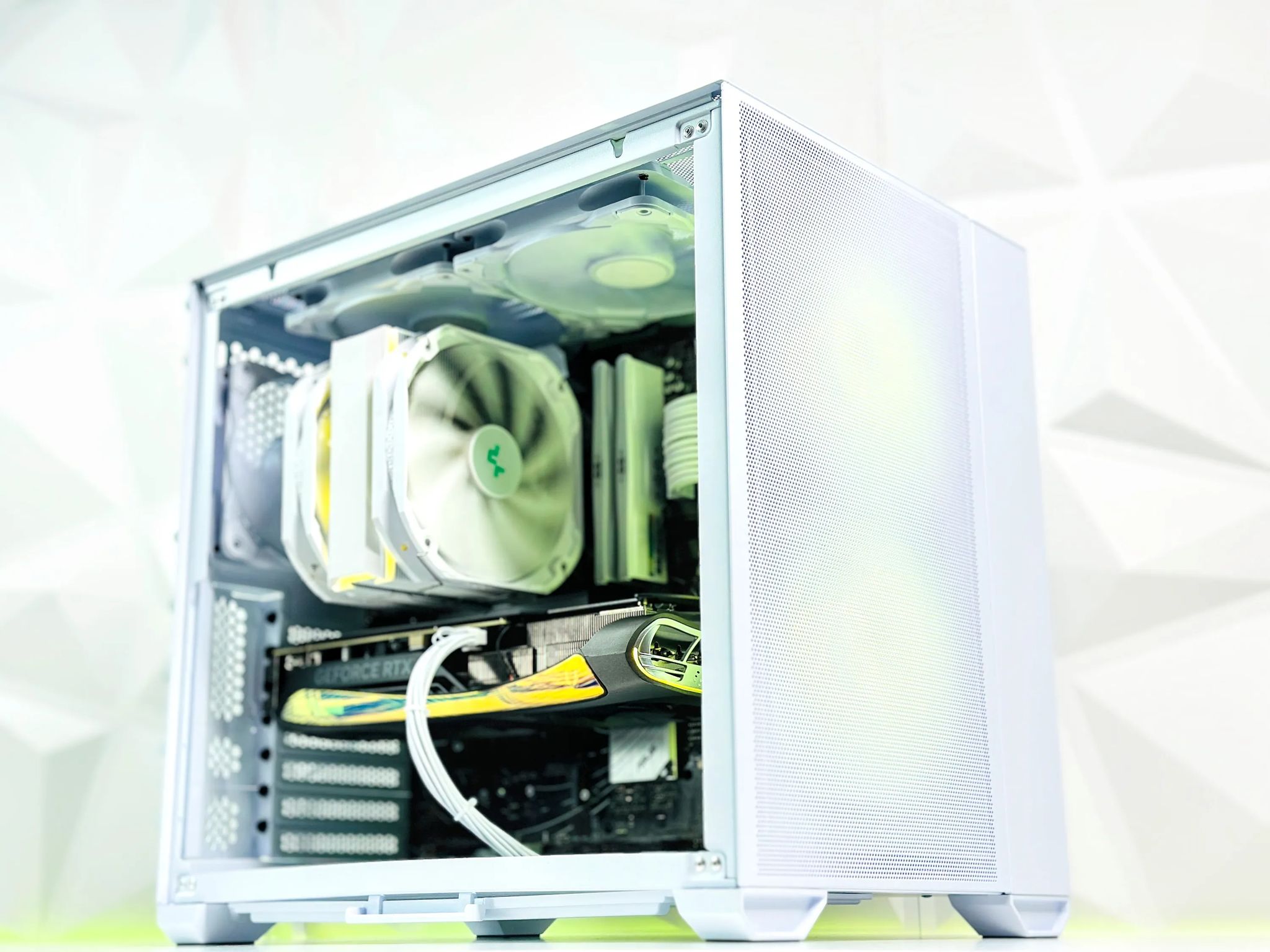👑🍄Gaming PC❇️Nvidia RTX 4070 12GB❇️AMD Ryzen 5 7500F❇️32GB DDR5 Ram❇️1TB NVME SSD