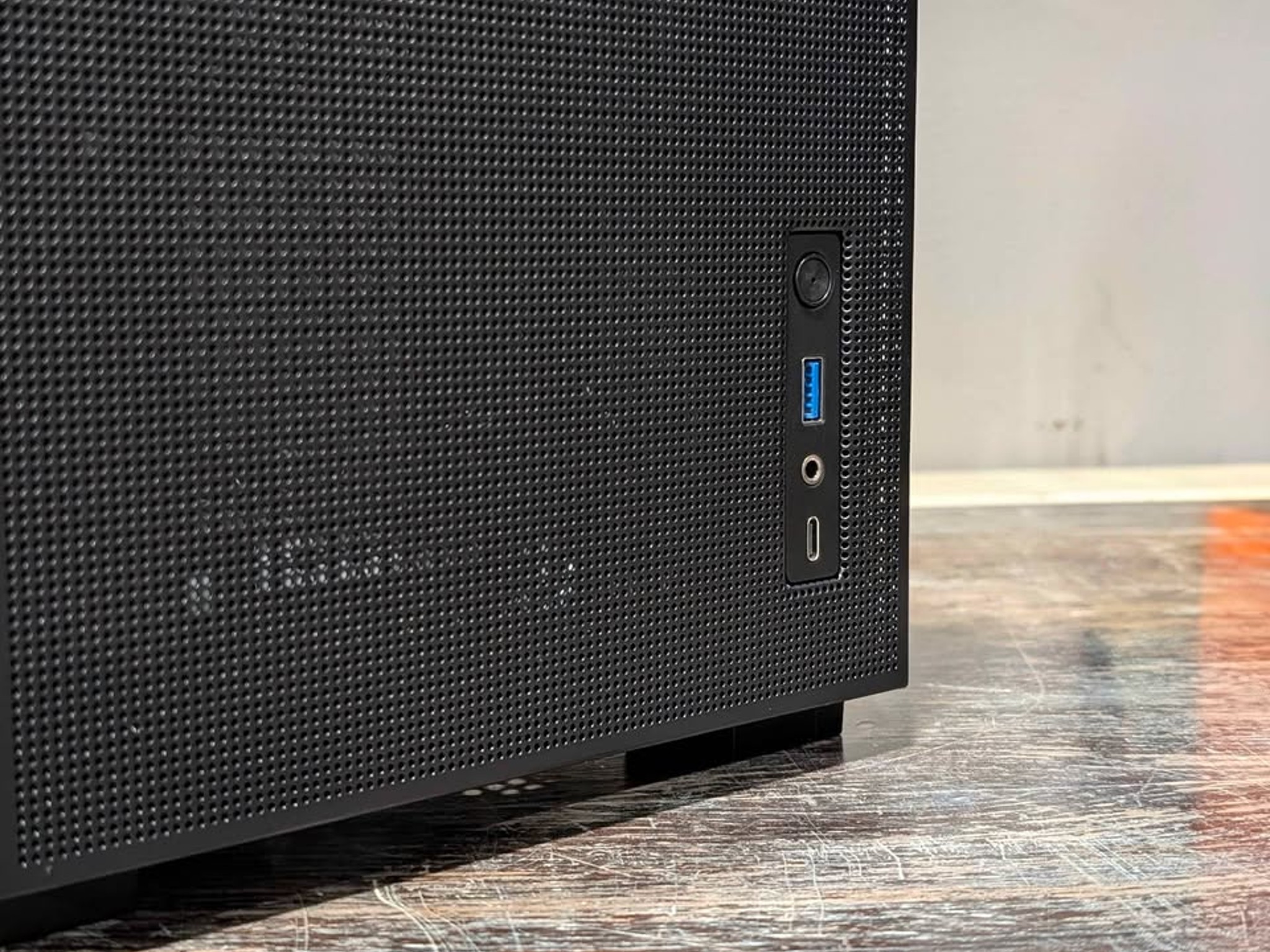 JONSBO D31 Screen and Mesh mATX Black Case + 4 Thermalright ARGB Fans