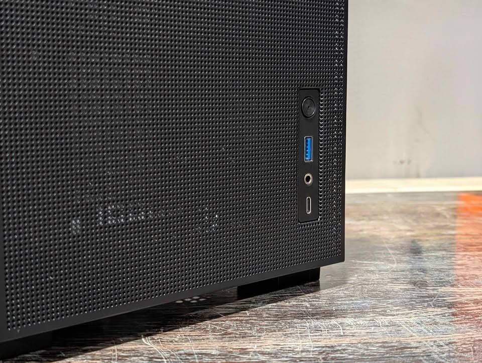 JONSBO D31 Screen and Mesh mATX Black Case + 4 Thermalright ARGB Fans