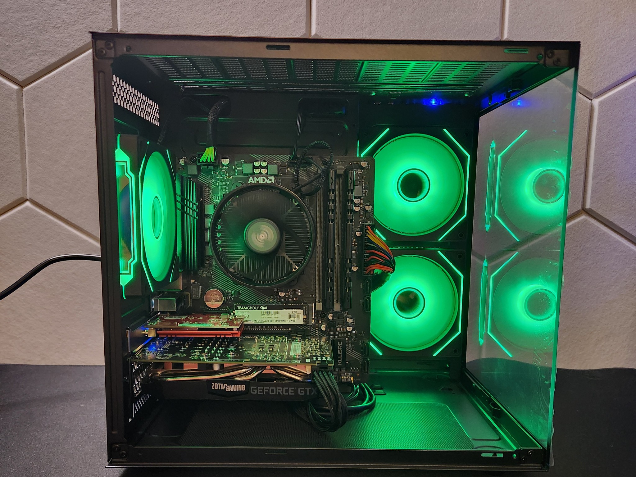 Beginner Budget Gaming PC RTX 2060 | Ryzen 5 2600 | 16GB DDR4 | 1TB SSD | Wifi+BT