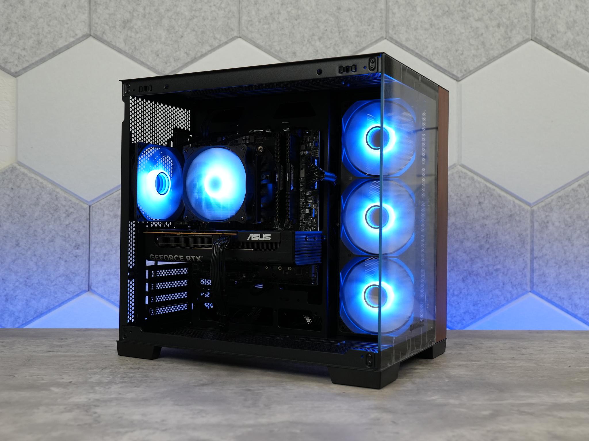 Gaming PC | RTX 5060 | RYZEN 7 | 32GB RAM | 1TB SSD | WIFI + BT |
