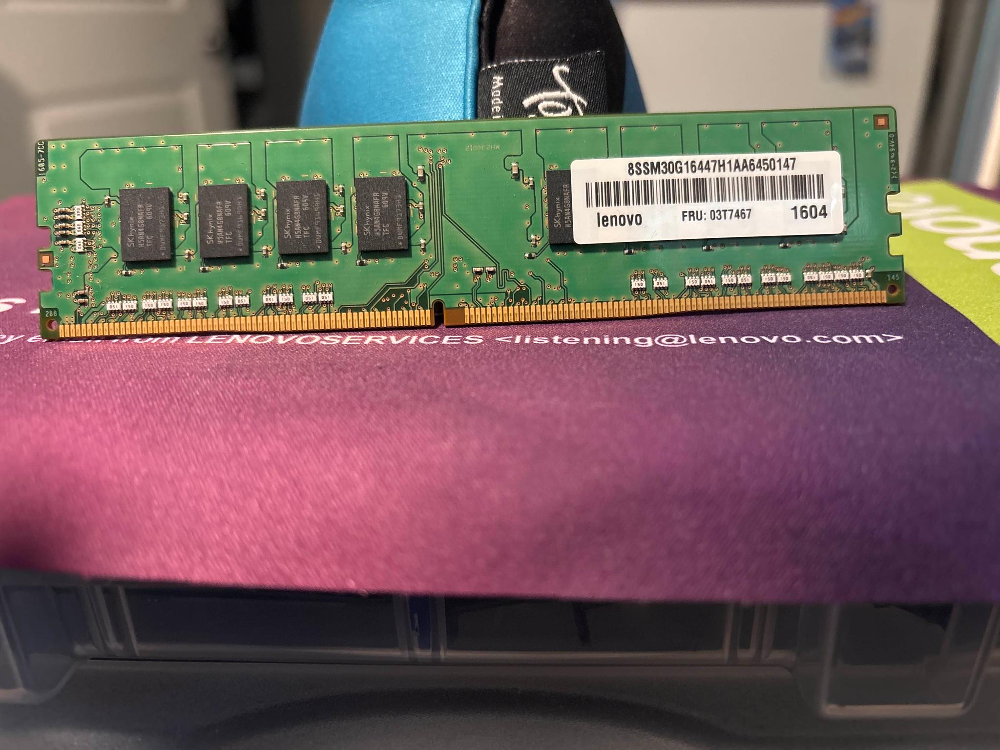 SK hynix 8GB DDR4 2133MHz PC4-2133P