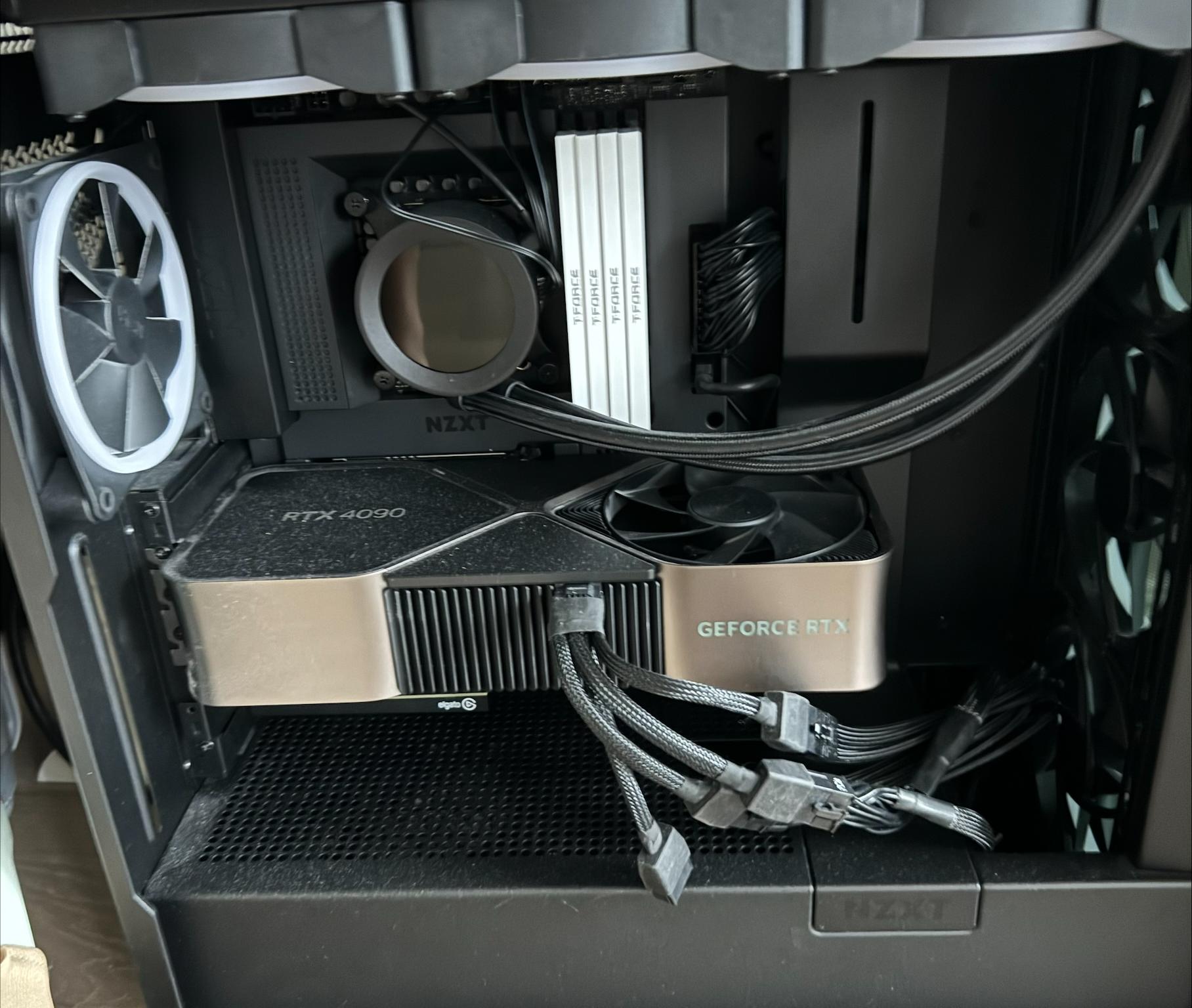 Customer NZXT PC - RTX 4090 Founders