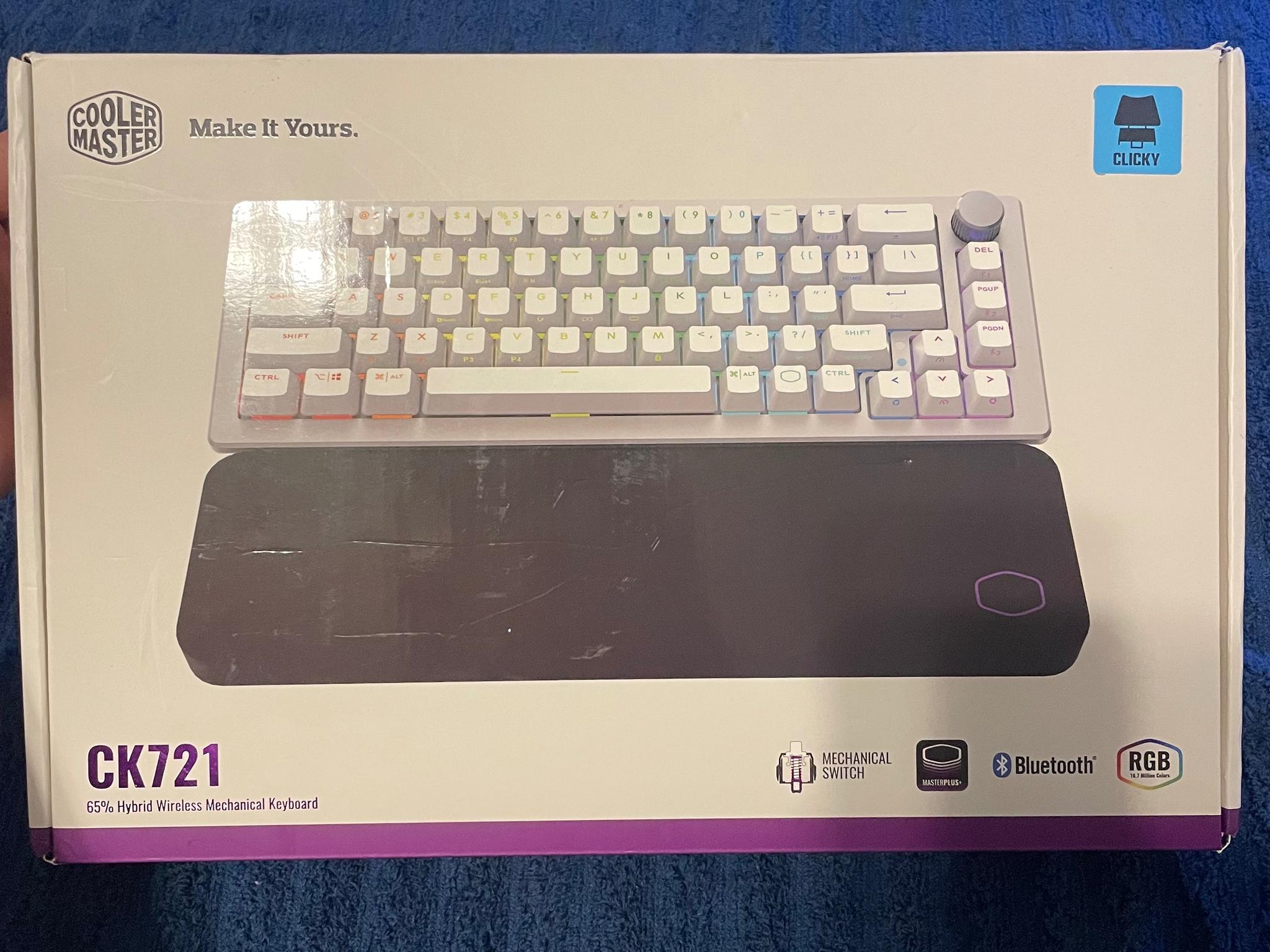 White/Silver CoolerMaster CK721/MK271 Series 65% Hybrid Wireless Mechanical Keyboard