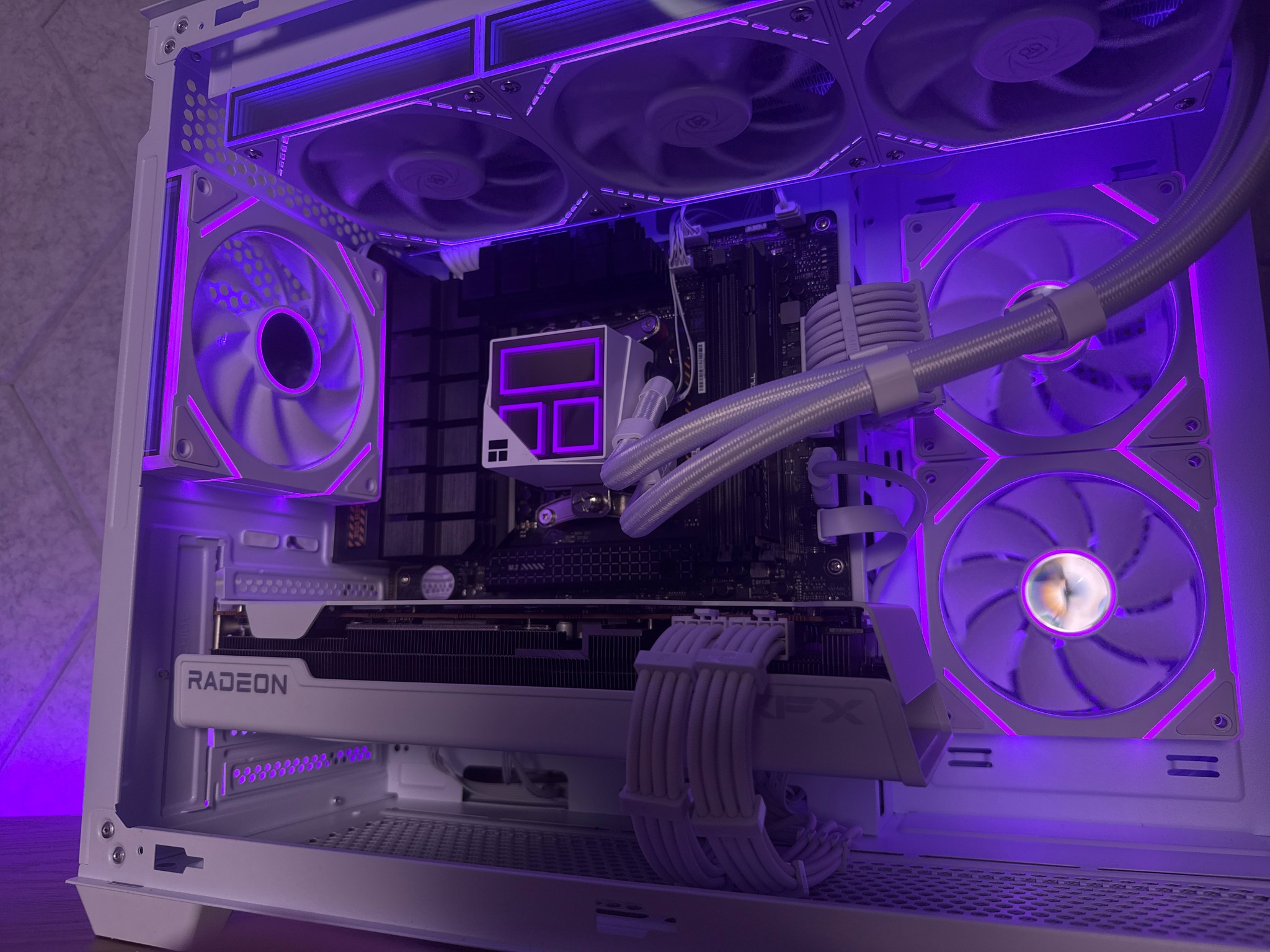 ❄️🧊 Budget DDR5 1440P/1080P Gaming PC | 7800 XT | Ryzen 5 | 16gb Ram | 1TB Nvme | WIFI/BT 🧊❄️