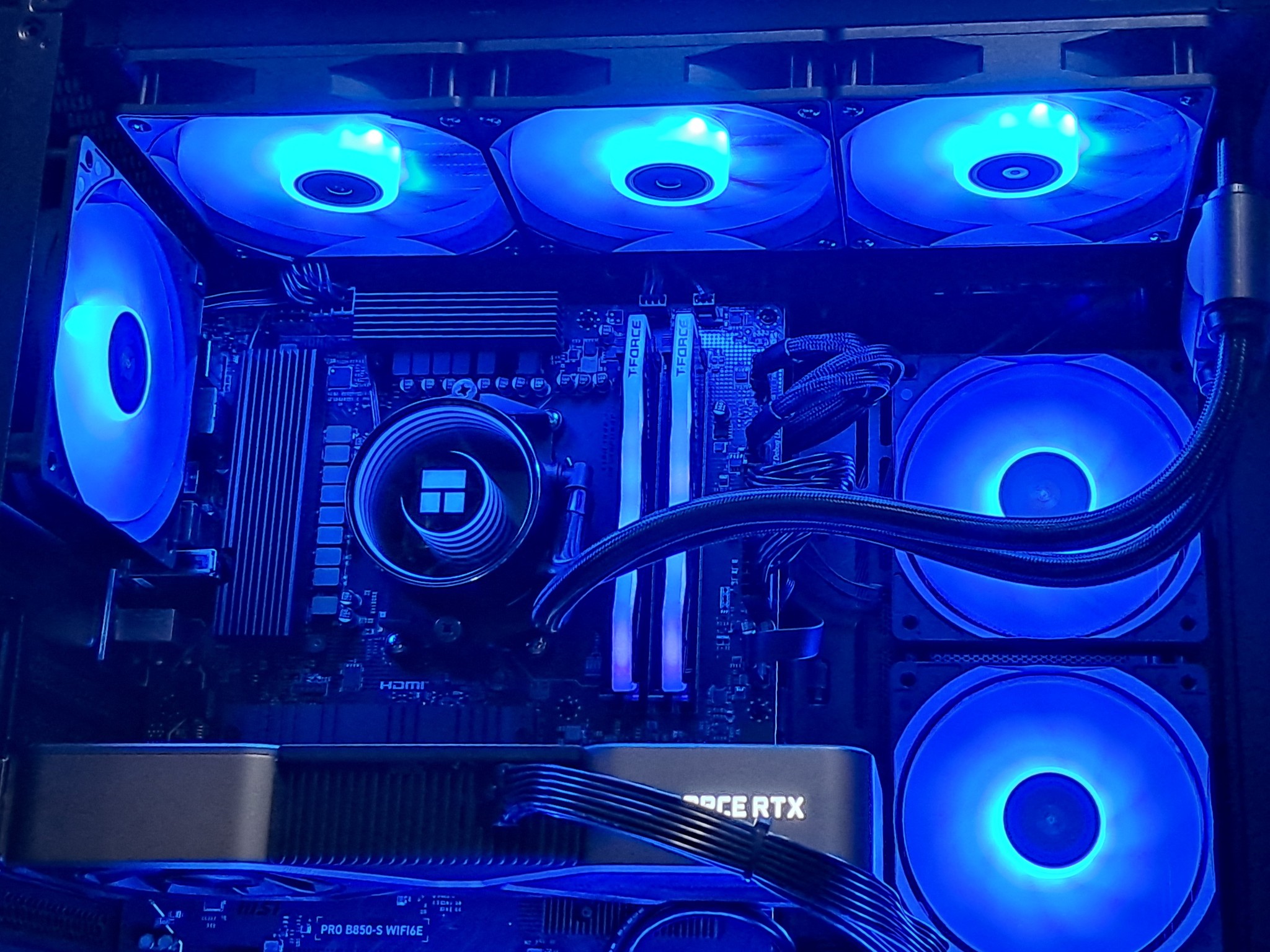 Custom RTX Gaming PC | RTX 3080 OC | 1TB SSD | Ryzen 9600X | 16GB DDR5 | WiFi!