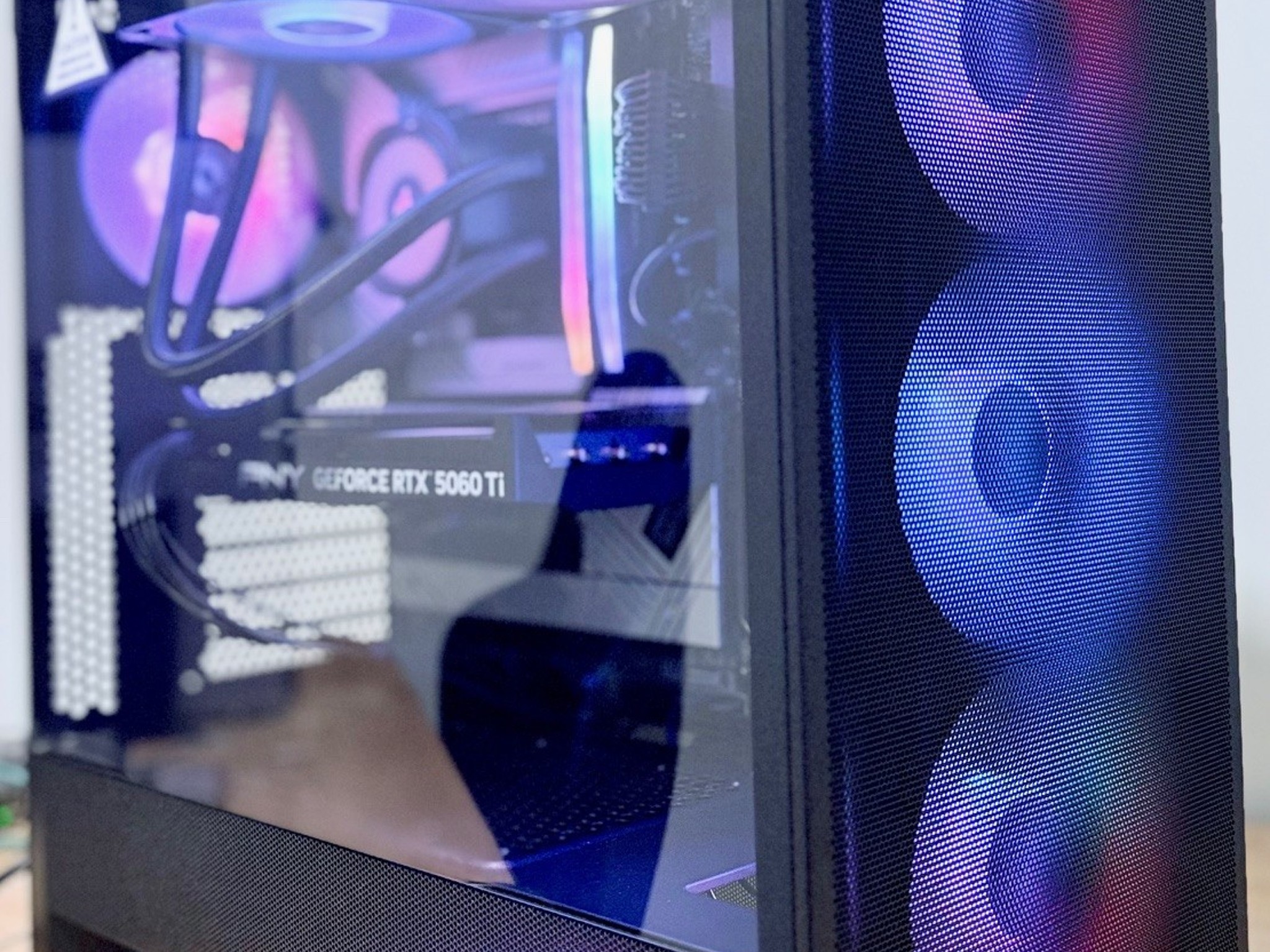 Gaming PC RTX 5060 TI 16 GB