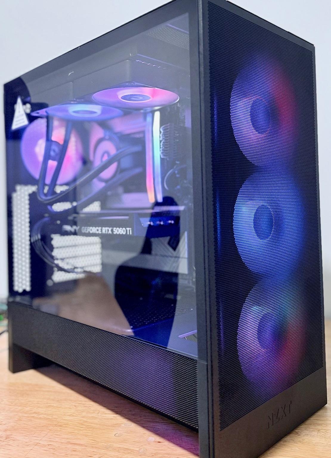 Gaming PC RTX 5060 TI 16 GB