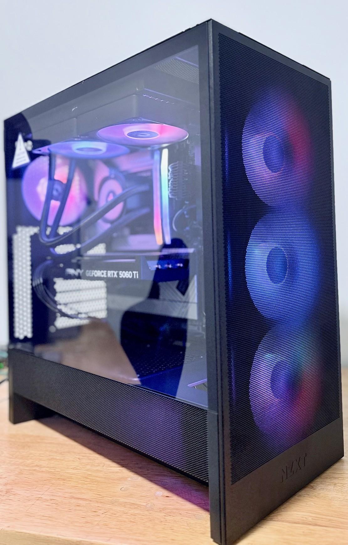 Gaming PC RTX 5060 TI 16 GB
