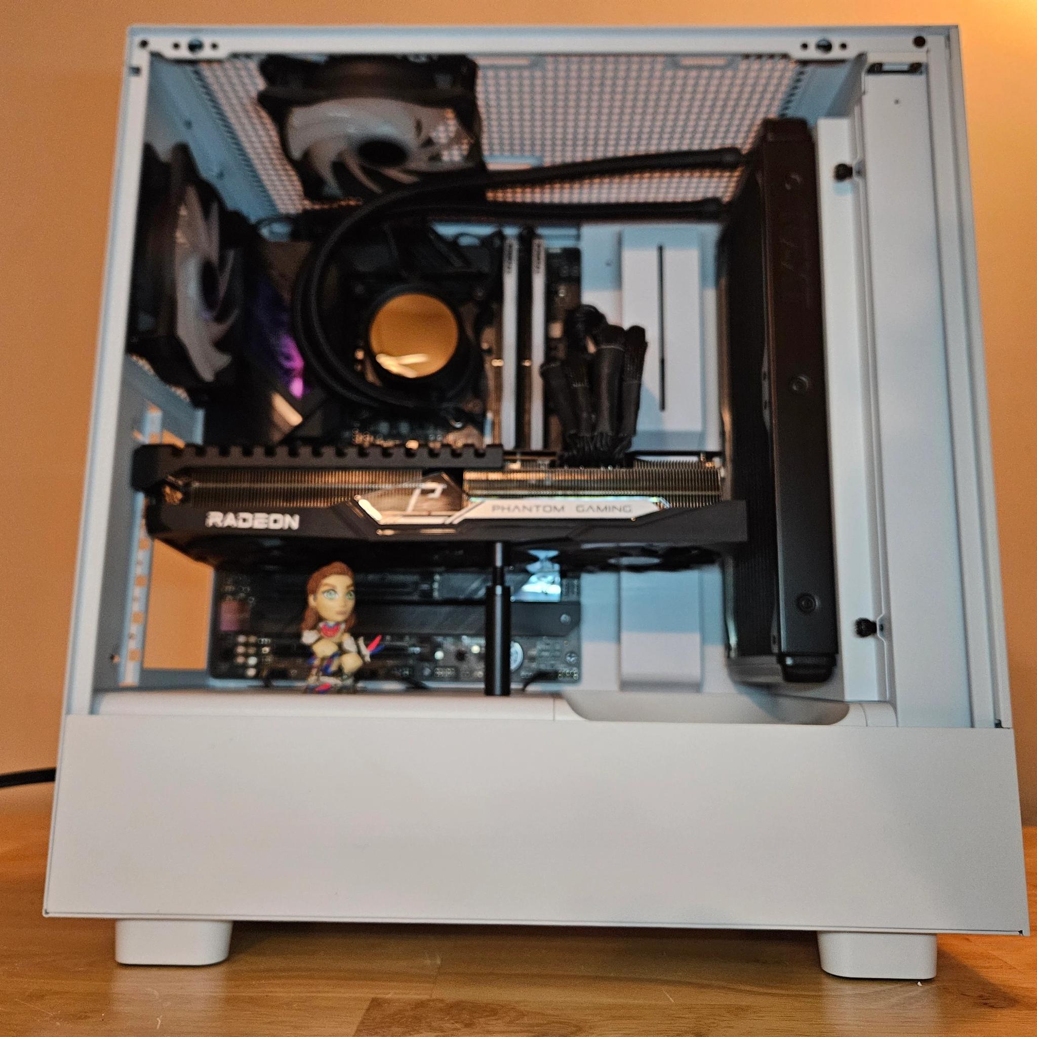 1440/4K Black/White PC 12600K | 7900XT | 2TB NVME | 32 GB 6000MTz | 280 AIO | Windows 11 (Activated)