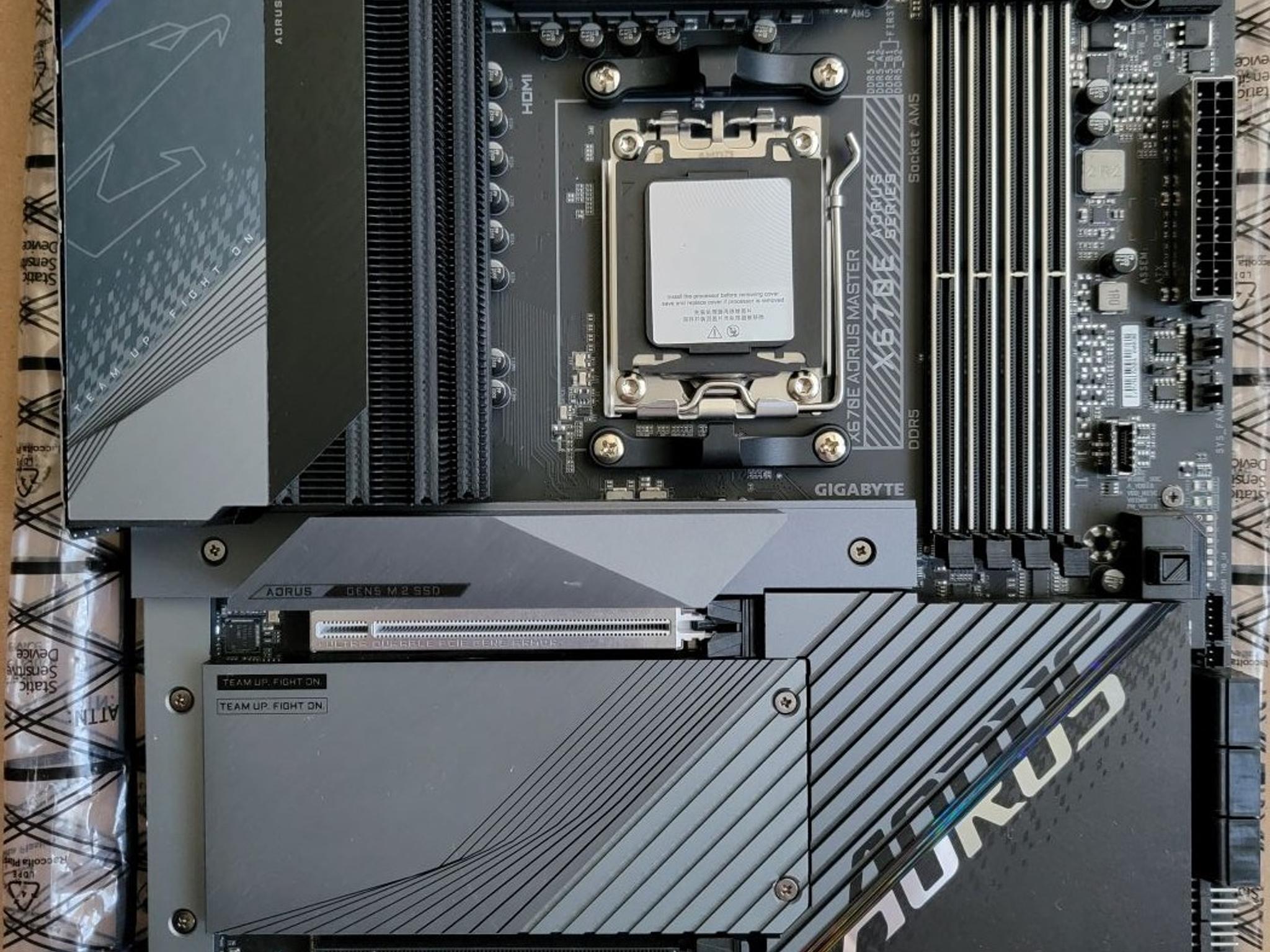 GIGABYTE X670E AORUS Master - Used