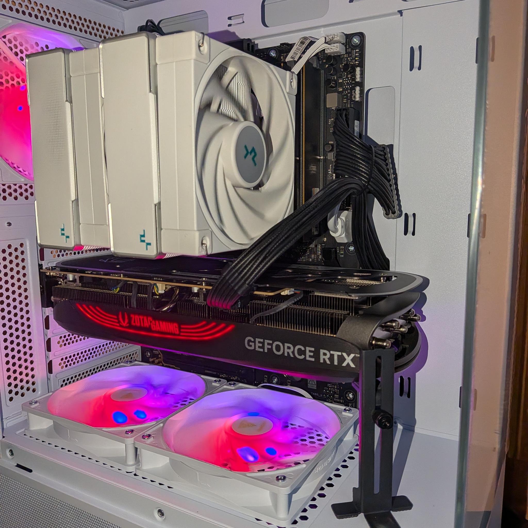 Ryzen 7 8700F | RTX 4080 Super | 32GB DDR5 | 2 TB NVMe | 850W Gold