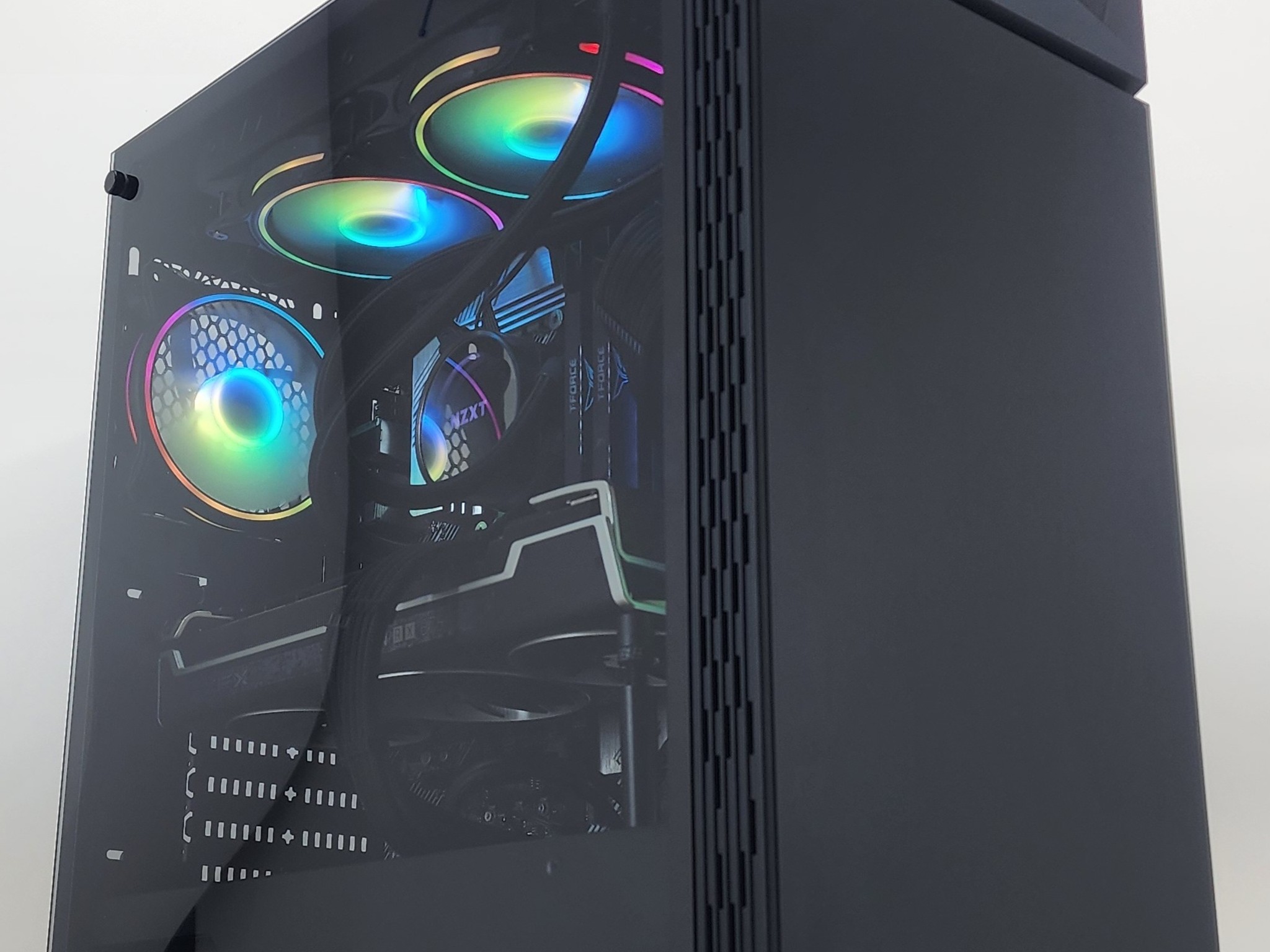 Gaming PC Ryzen 7 5700X 16GB RAM 500GB SSD RX 6750 XT 12GB Windows 11 Computer