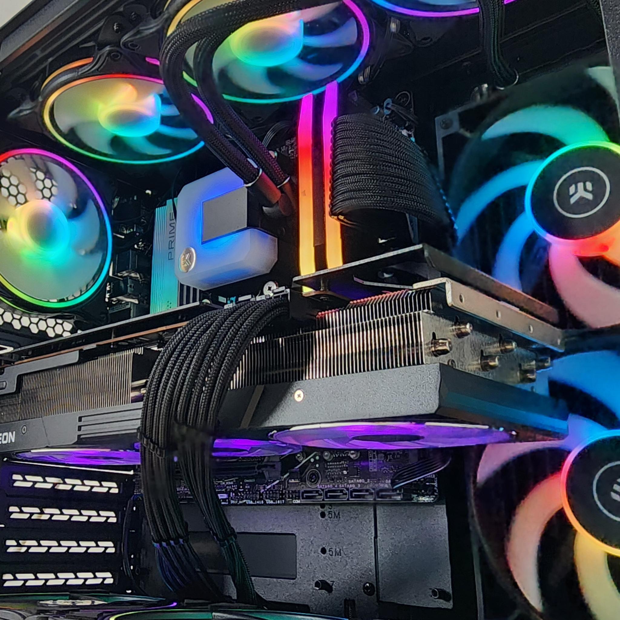 Gaming PC Ryzen 7 7800X3D 32GB RAM 2TB SSD RX 7900 XT 20GB Windows 11 Computer