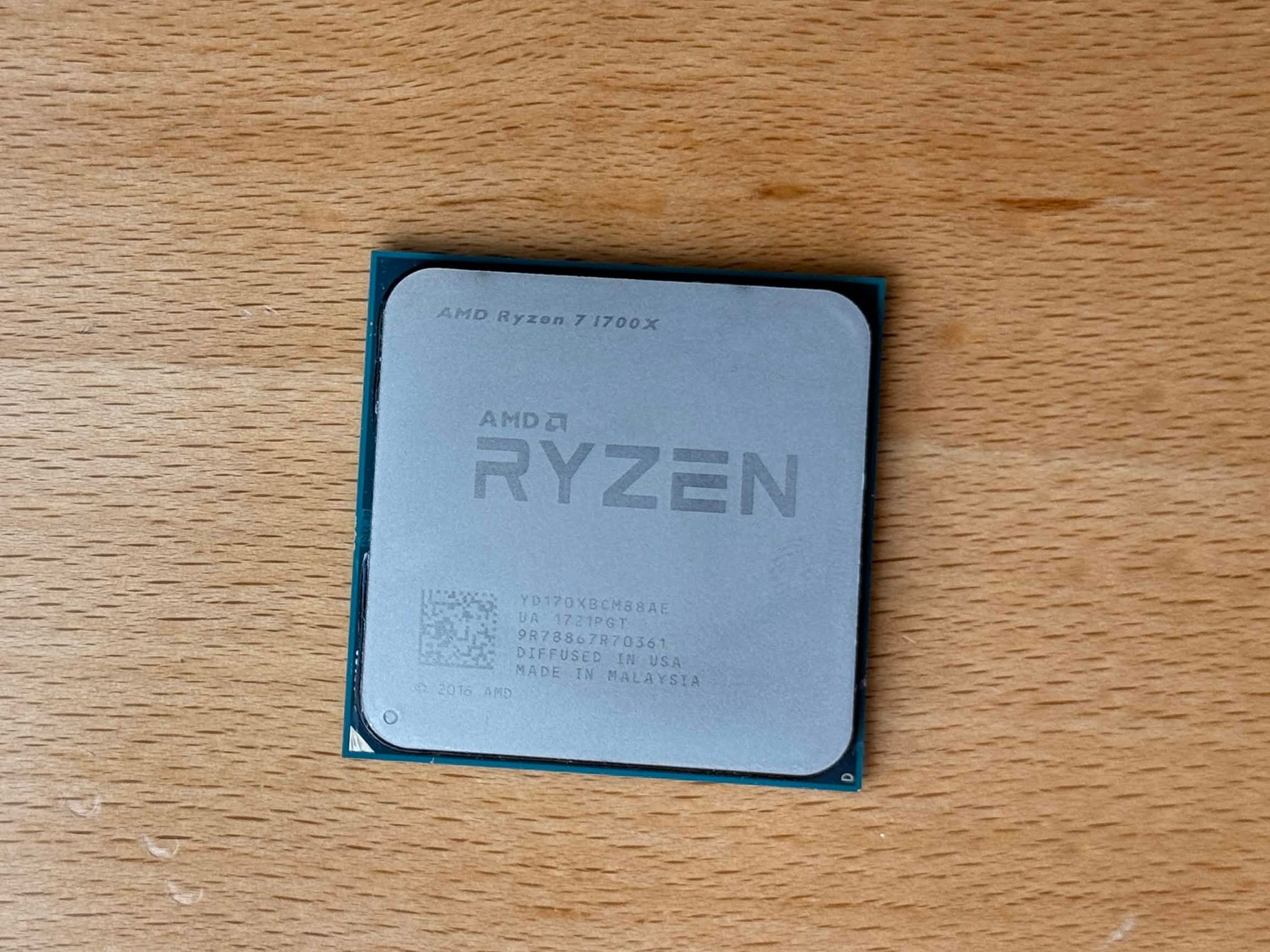 AMD Ryzen 7 1700X