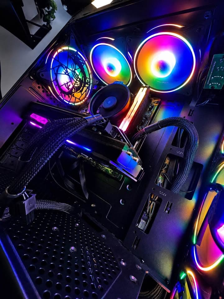 Gaming Pc High Performance / RTX 2060 / Ryzen 5 3600/ Ready to Plug and Play
