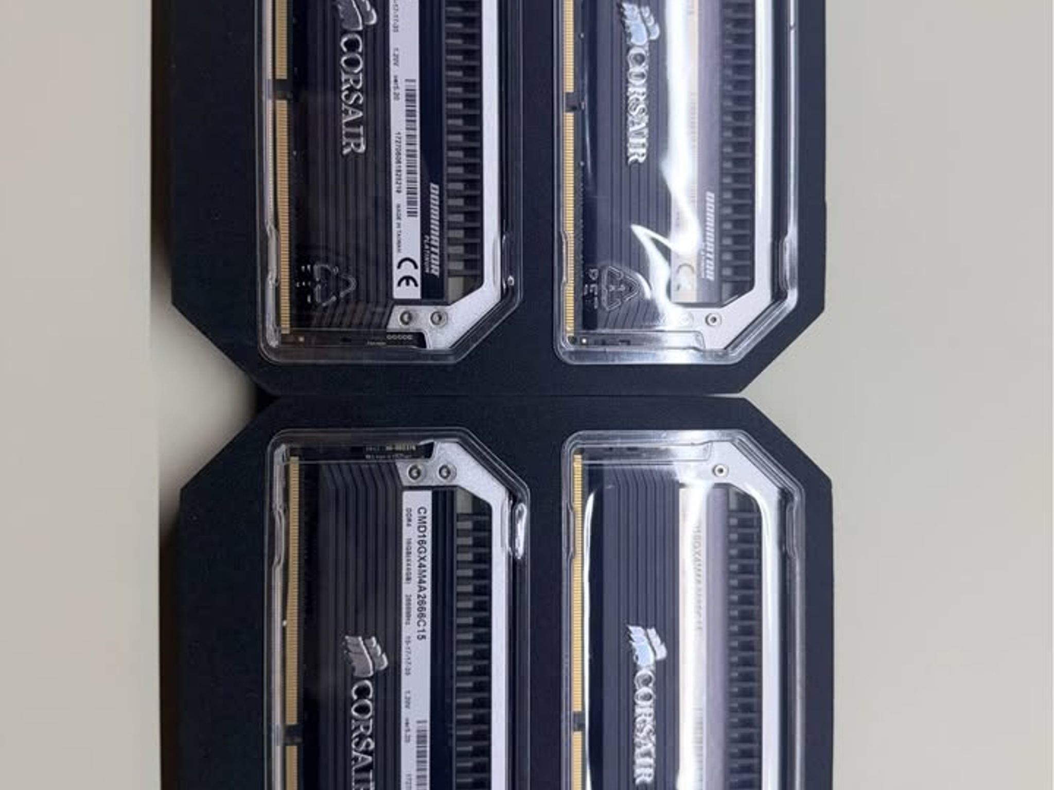 Corsair Dominator 16GB 4x4GB DDR4-2666 Memory Kit