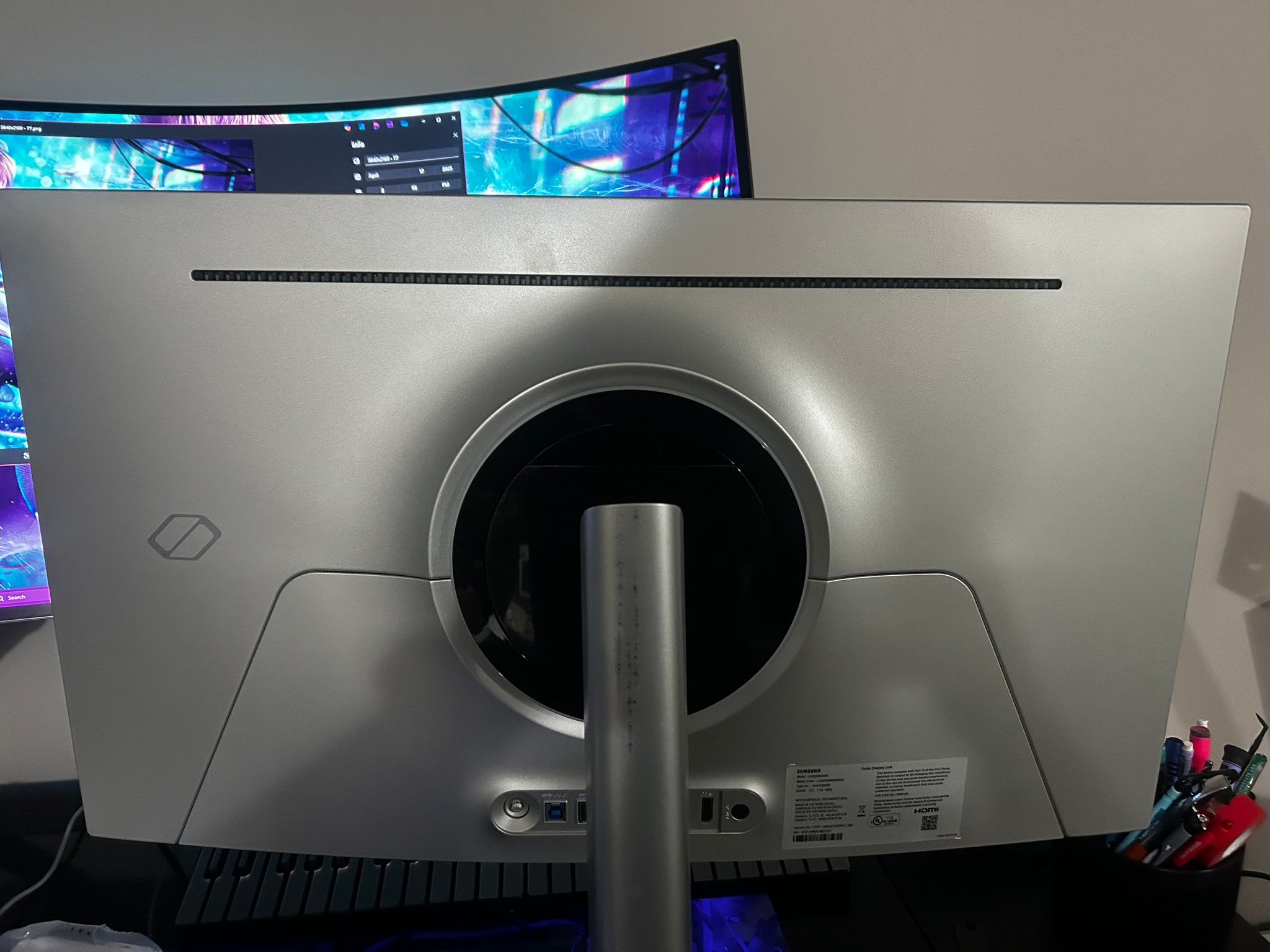 Samsung Odyssey QD-OLED G8 (G80SD) 32" 4K UHD (3840 x 2160) 240Hz Gaming Monitor (PRICE DROP!!)