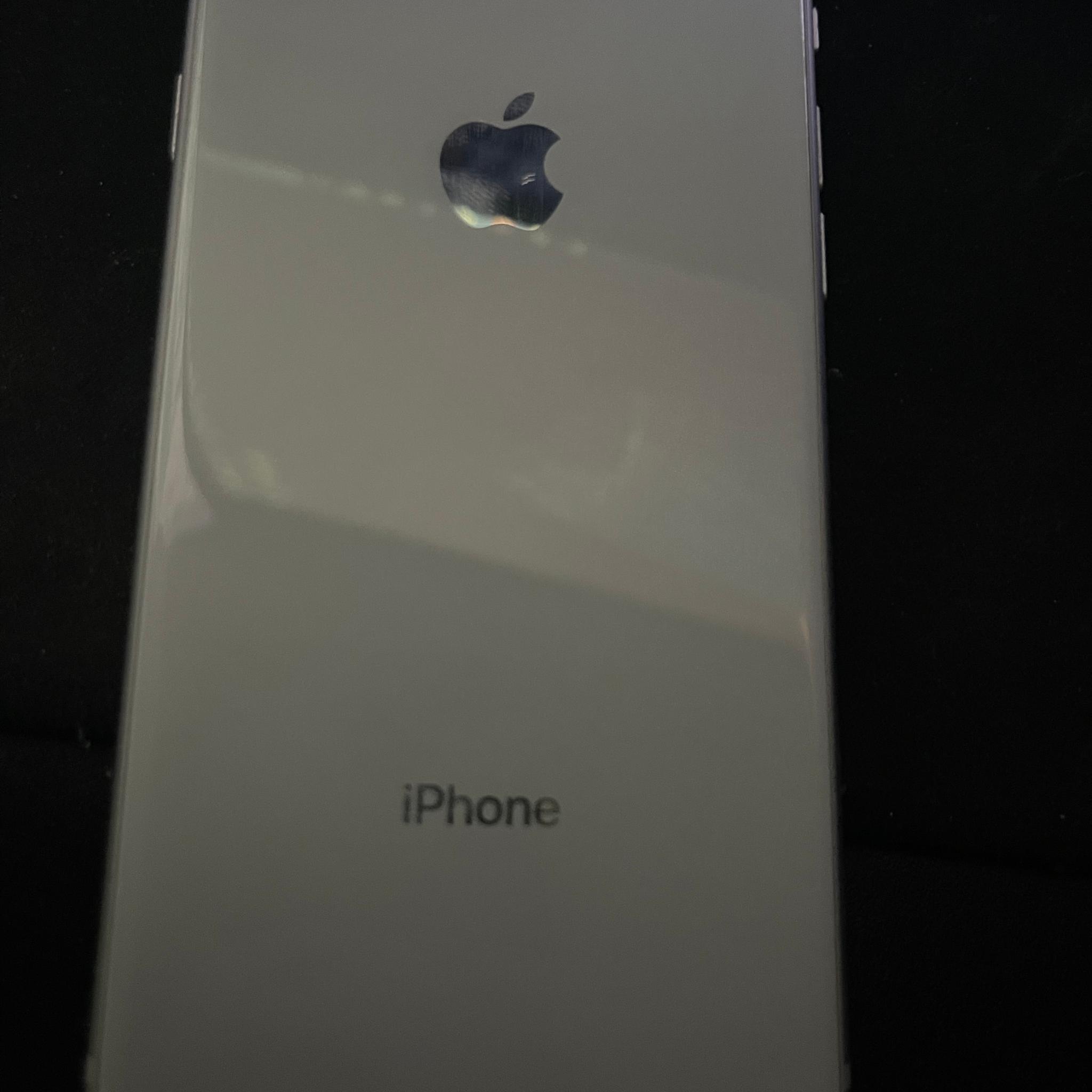 iPhone 8