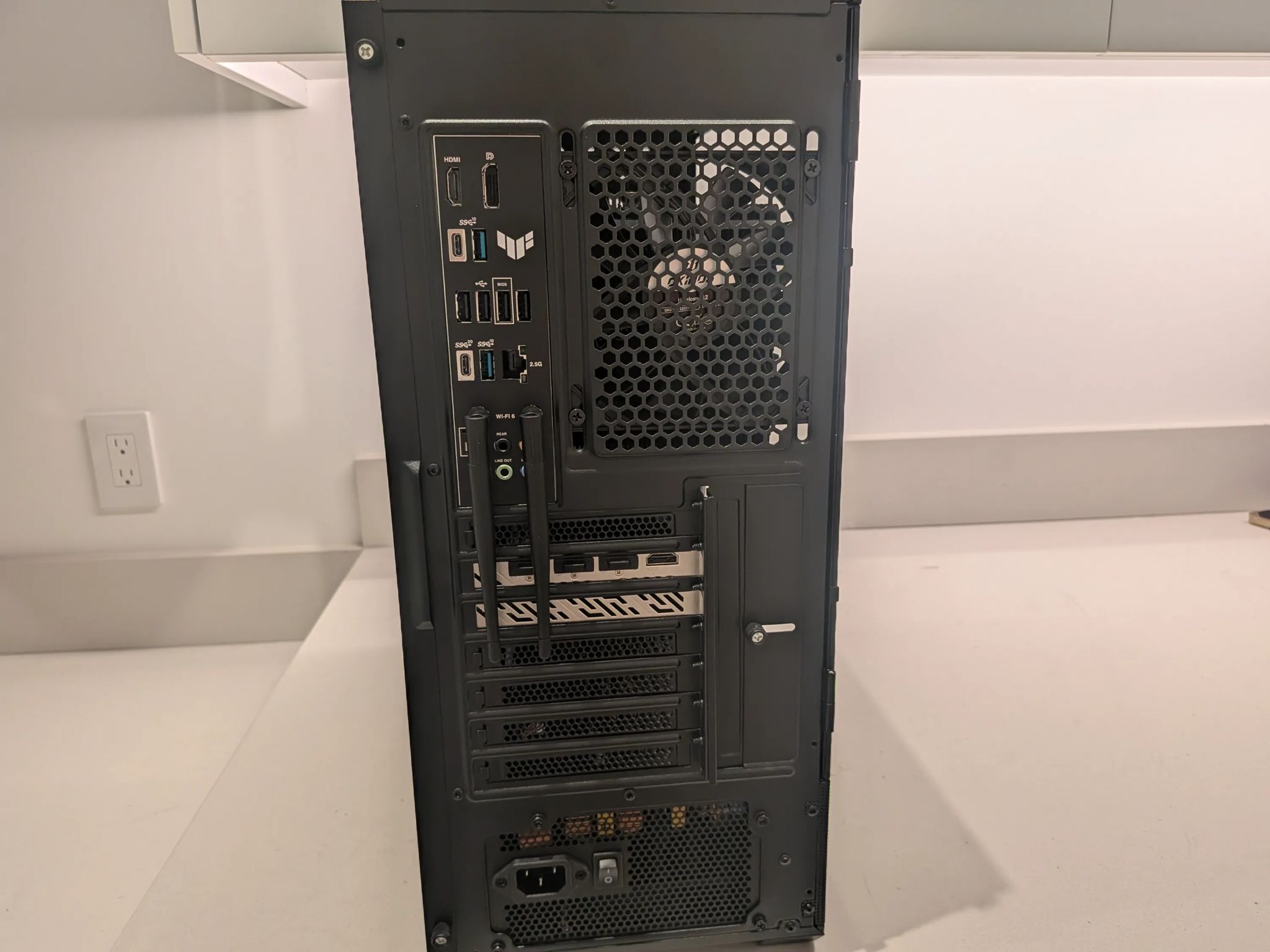 Walnut Wood & Noctua Gaming PC - AMD Ryzen 5 7500F, Radeon RX 7800XT, 32 GB DDR5, 2 TB SSD