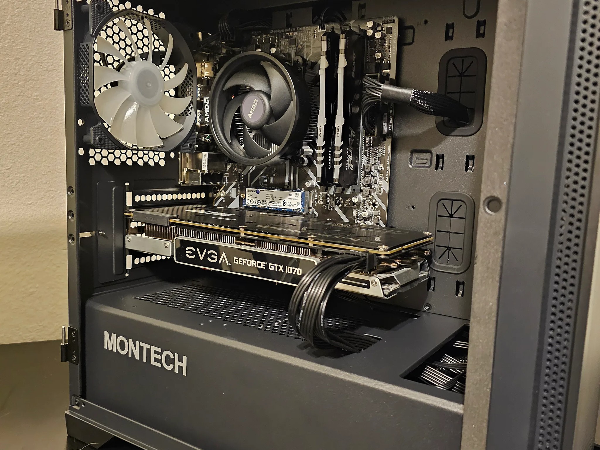 Ryzen 5 2600 gtx 1070