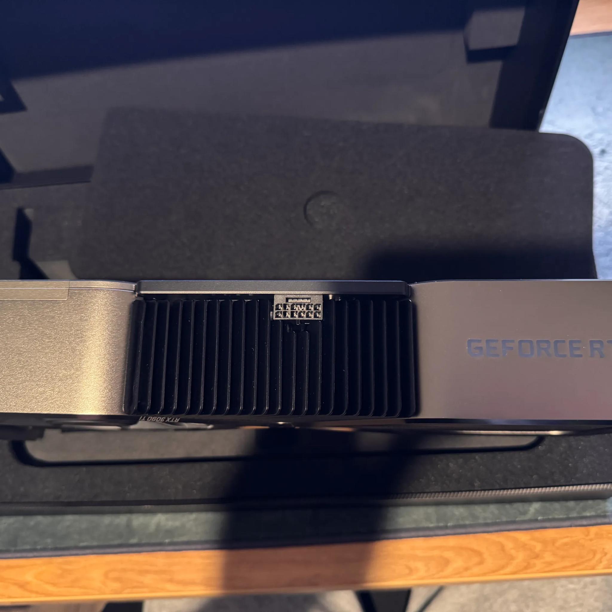 Nvidia RTX 3090 TI FE- USED