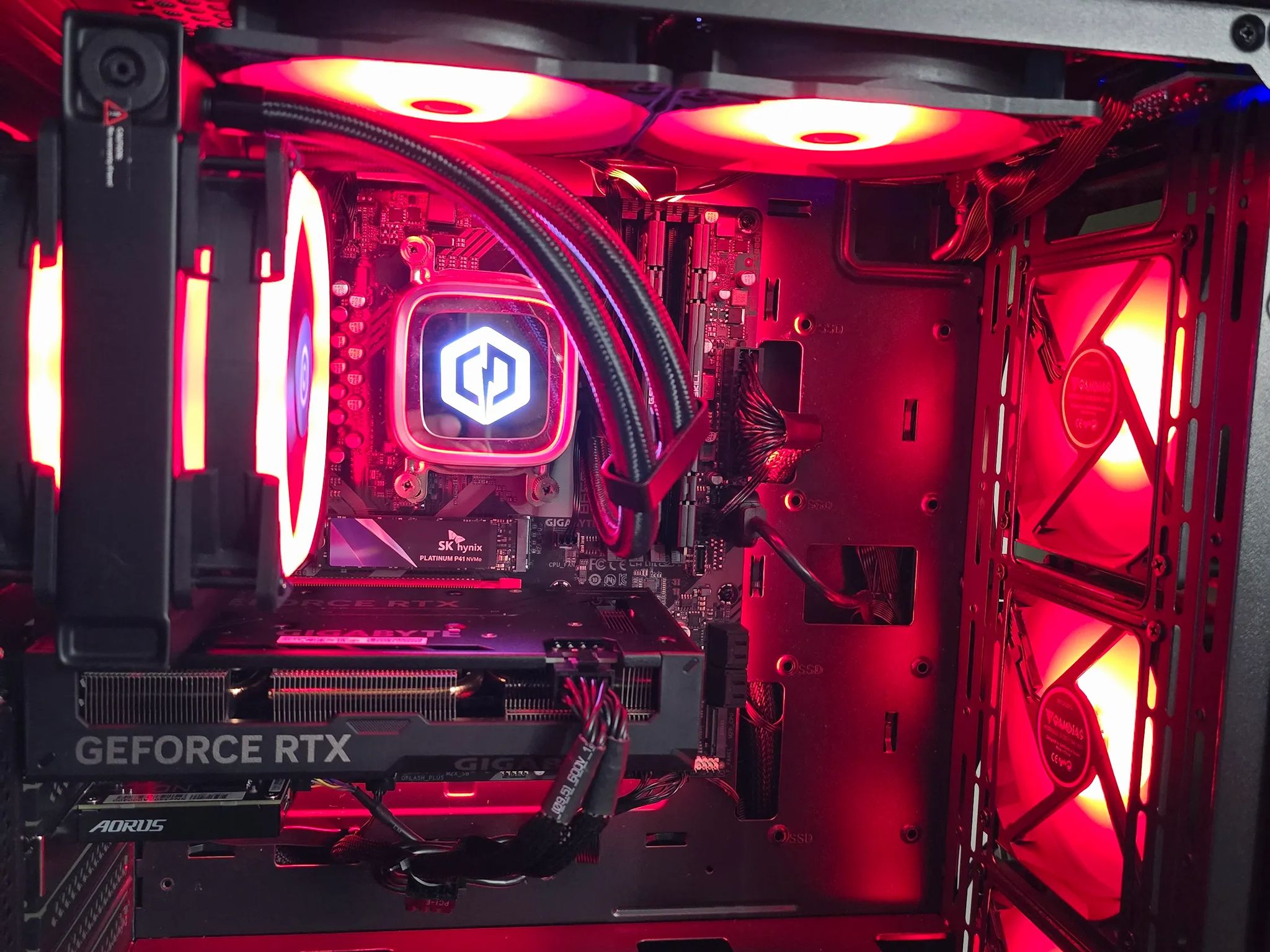 Ryzen 7 7700X, RTX 4060Ti 16GB, 32 GB DDR5-6000, 1TB SSD, 850W 80 plus ATX PSU, AIO CPU Cooled