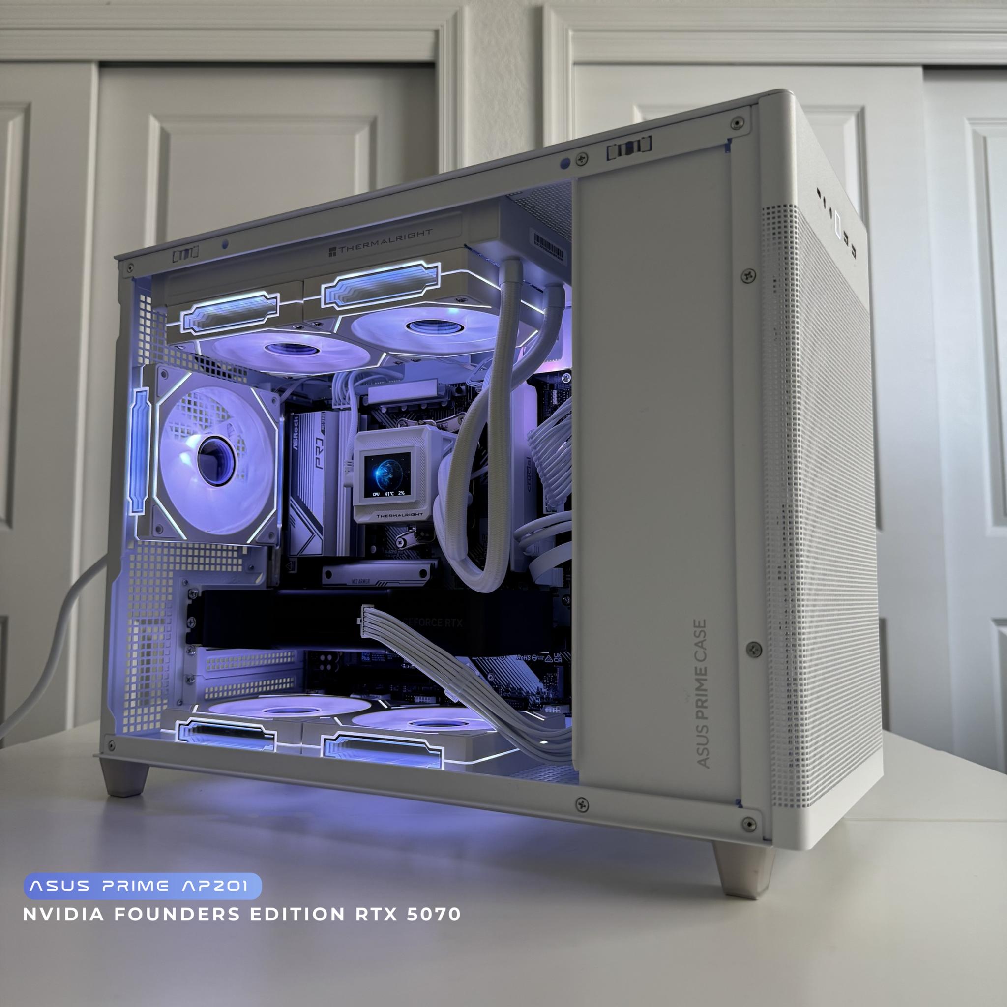 High-Performance 1440p/4K Mini PC AMD Ryzen 7 7700X NVIDIA 5070 Founders Edition 32GB DDR5 1TB NVMe