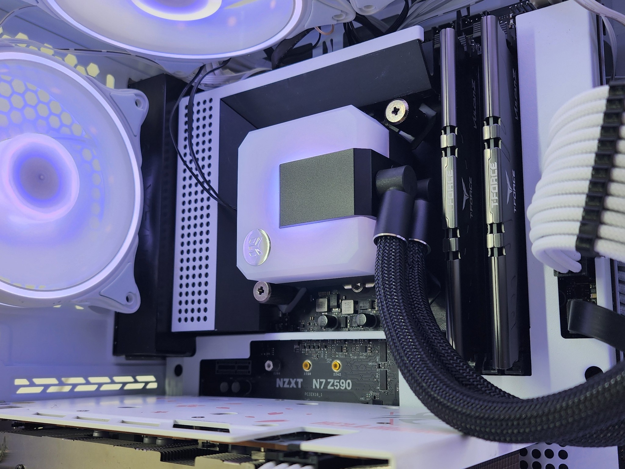 Gaming PC i9-11900KF 16GB RAM 1TB SSD RX 6650 XT 8GB Windows 11 Computer