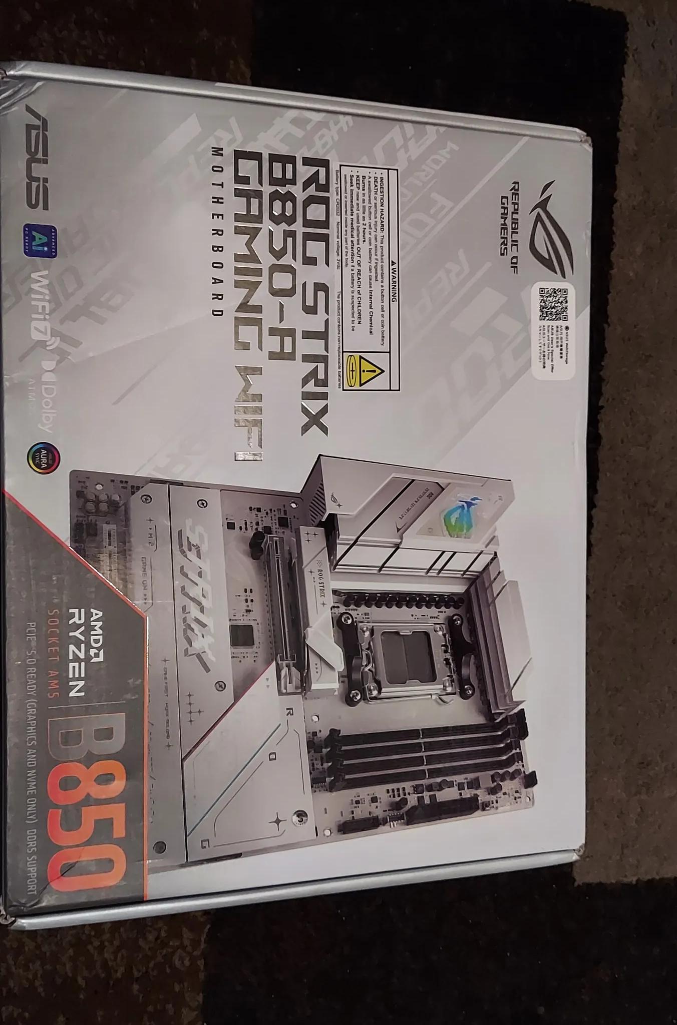 9800X3D/9070XT White Gaming PC