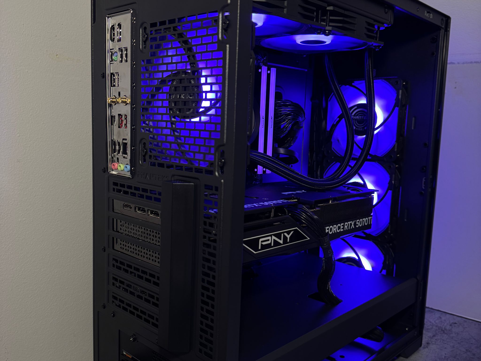 RTX 5070 Ti | Ryzen 7 9800X3D | 32GB DDR5 6000 MT/s CL30 | 2TB Storage | Free Shipping