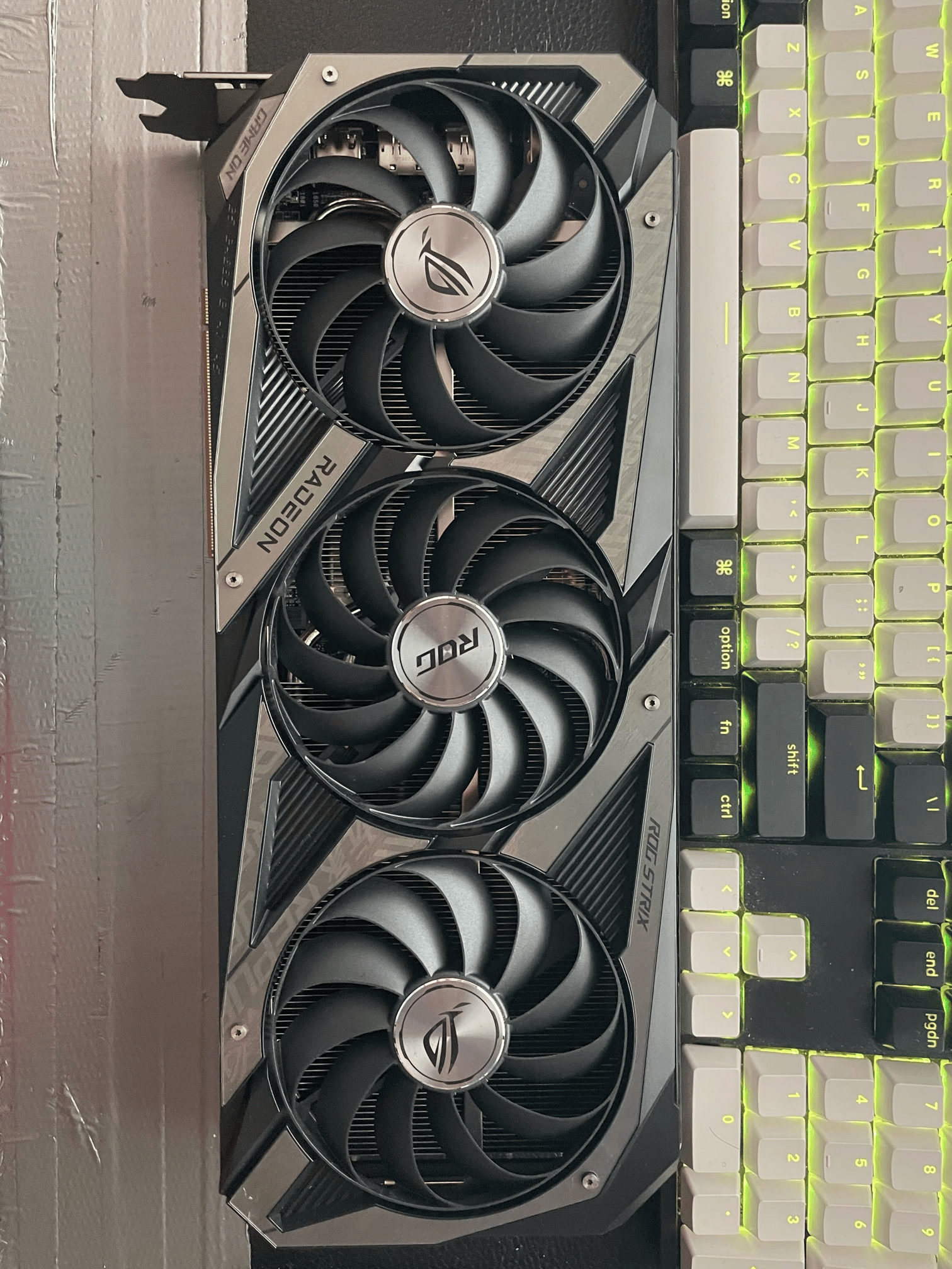 Strix 6750xt