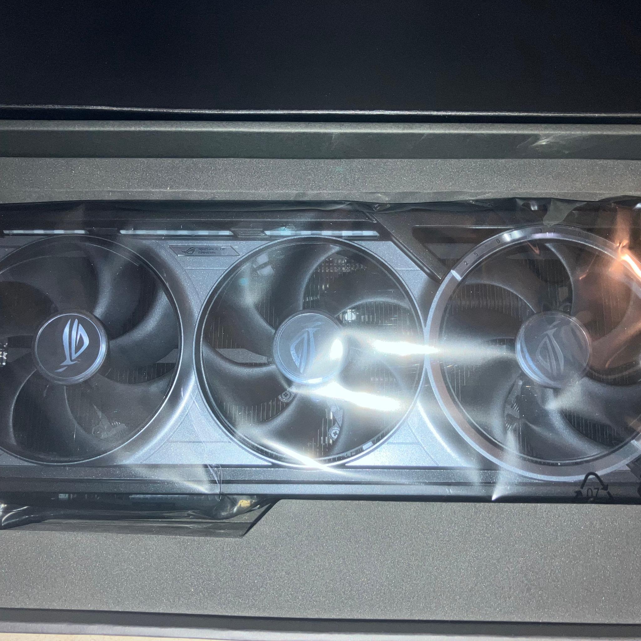 ASUS ROG Astral GeForce RTX 5080 16GB GDDR7 OC Edition