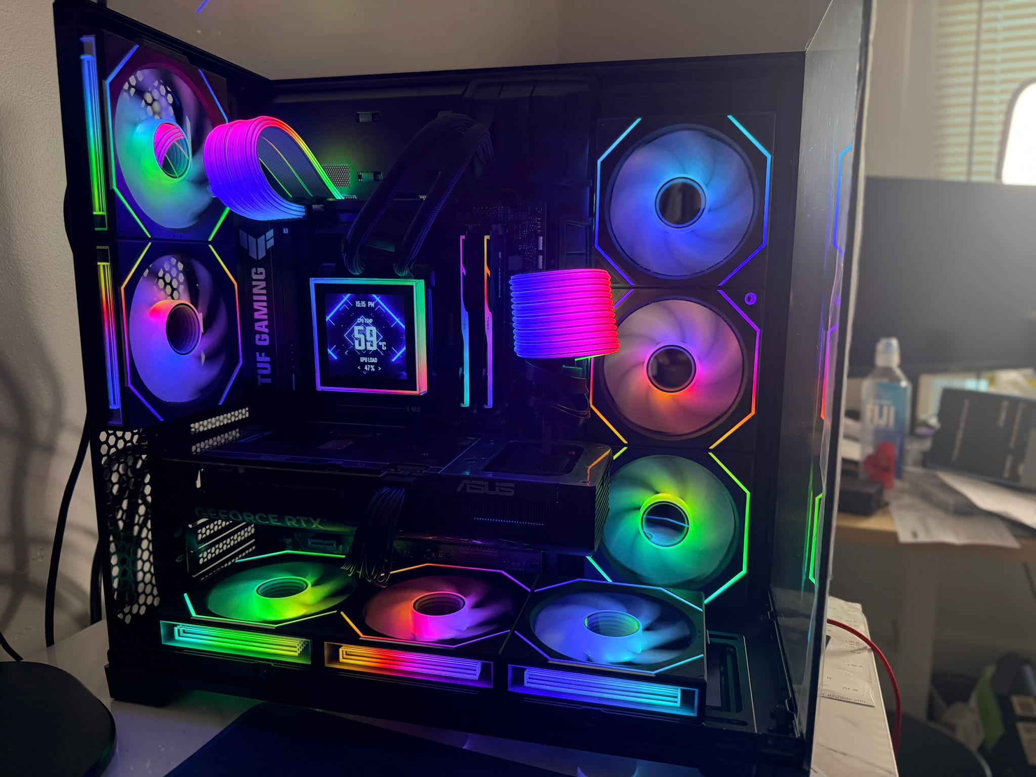 GeForce RTX 5070 Custom Gaming PC - Ryzen 7 9700X